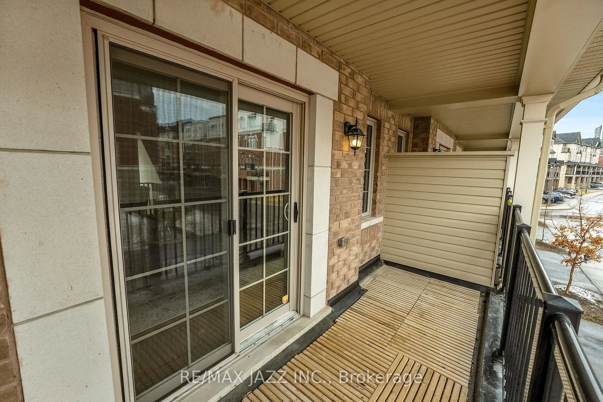 Photo 22 of Unit 331, 2338 Chevron Prince Path, Oshawa, Windfields — HOMEH