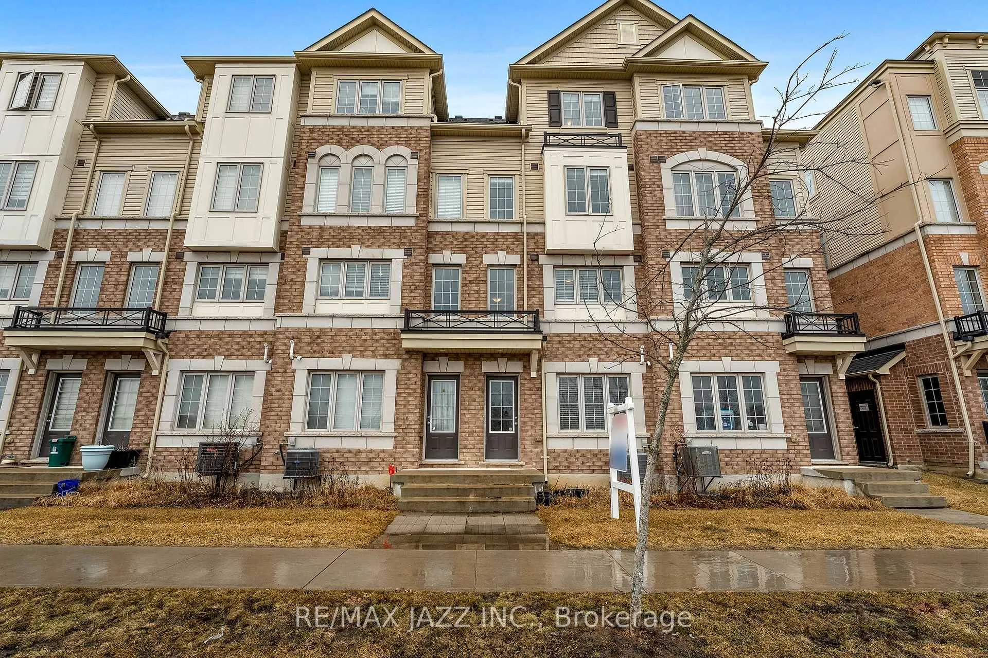 Photo 46 of Unit 331, 2338 Chevron Prince Path, Oshawa, Windfields — HOMEH