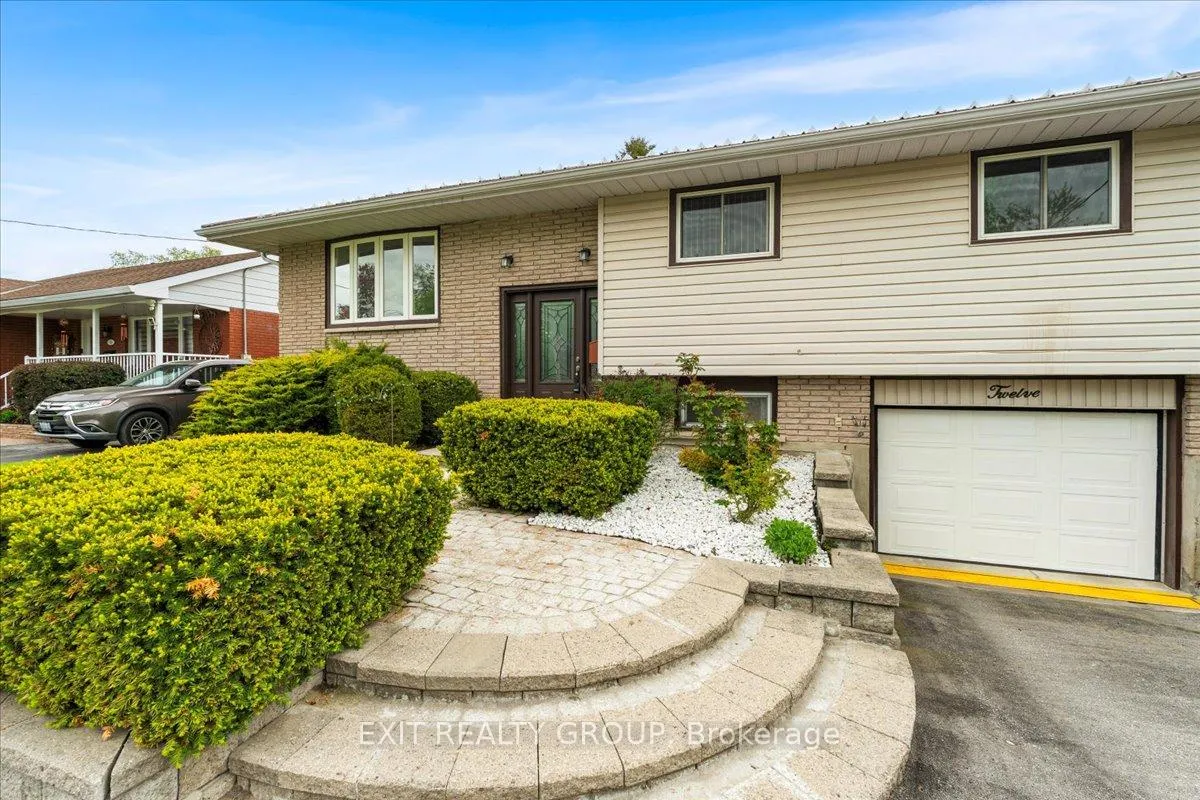 Photo 1 of 12 Chown Crescent, Belleville, Thurlow Ward — HOMEH