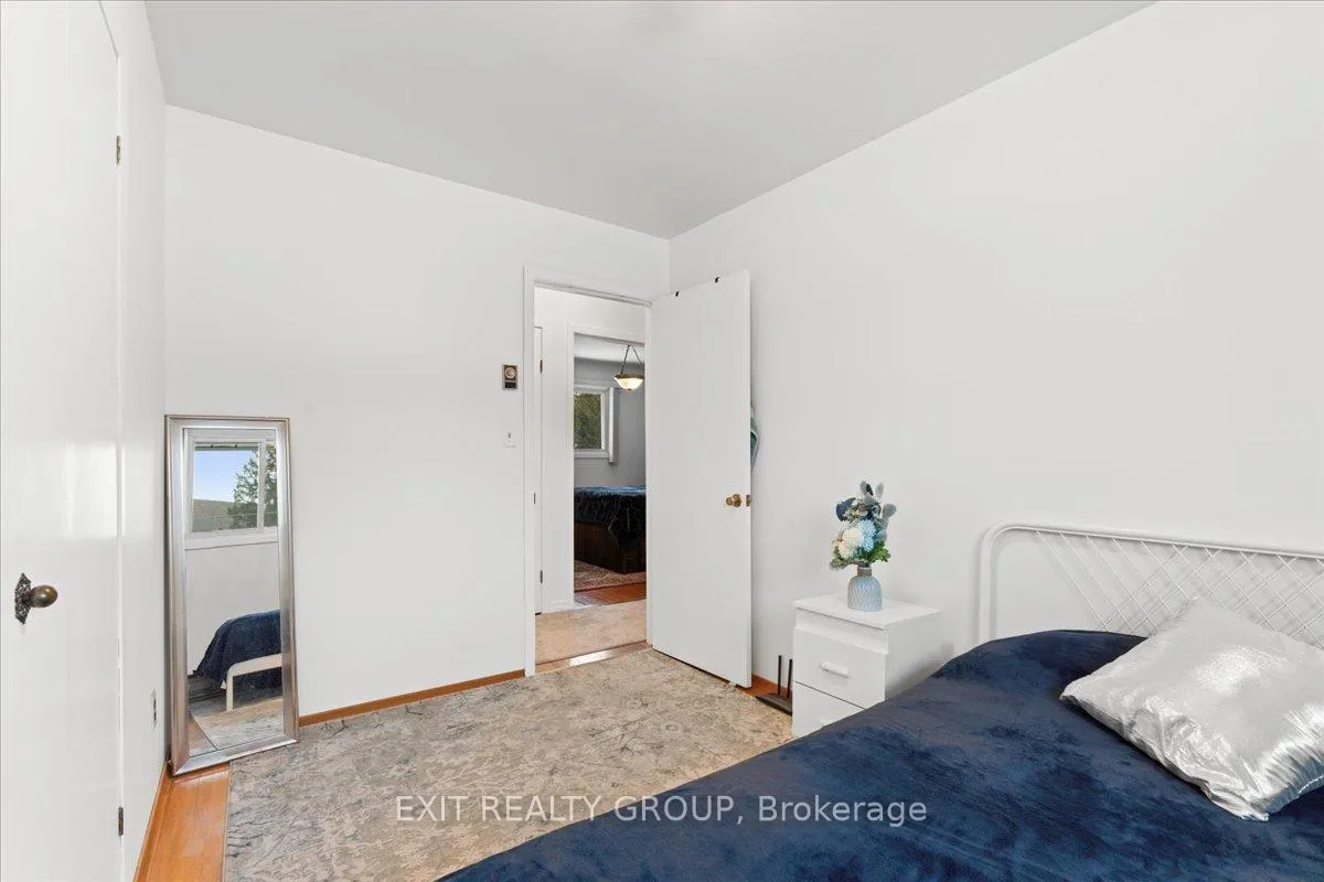 Photo 16 of 12 Chown Crescent, Belleville, Thurlow Ward — HOMEH