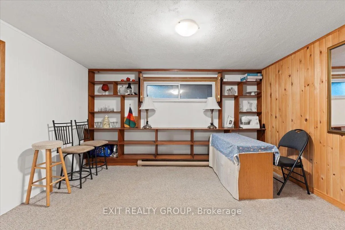 Photo 21 of 12 Chown Crescent, Belleville, Thurlow Ward — HOMEH
