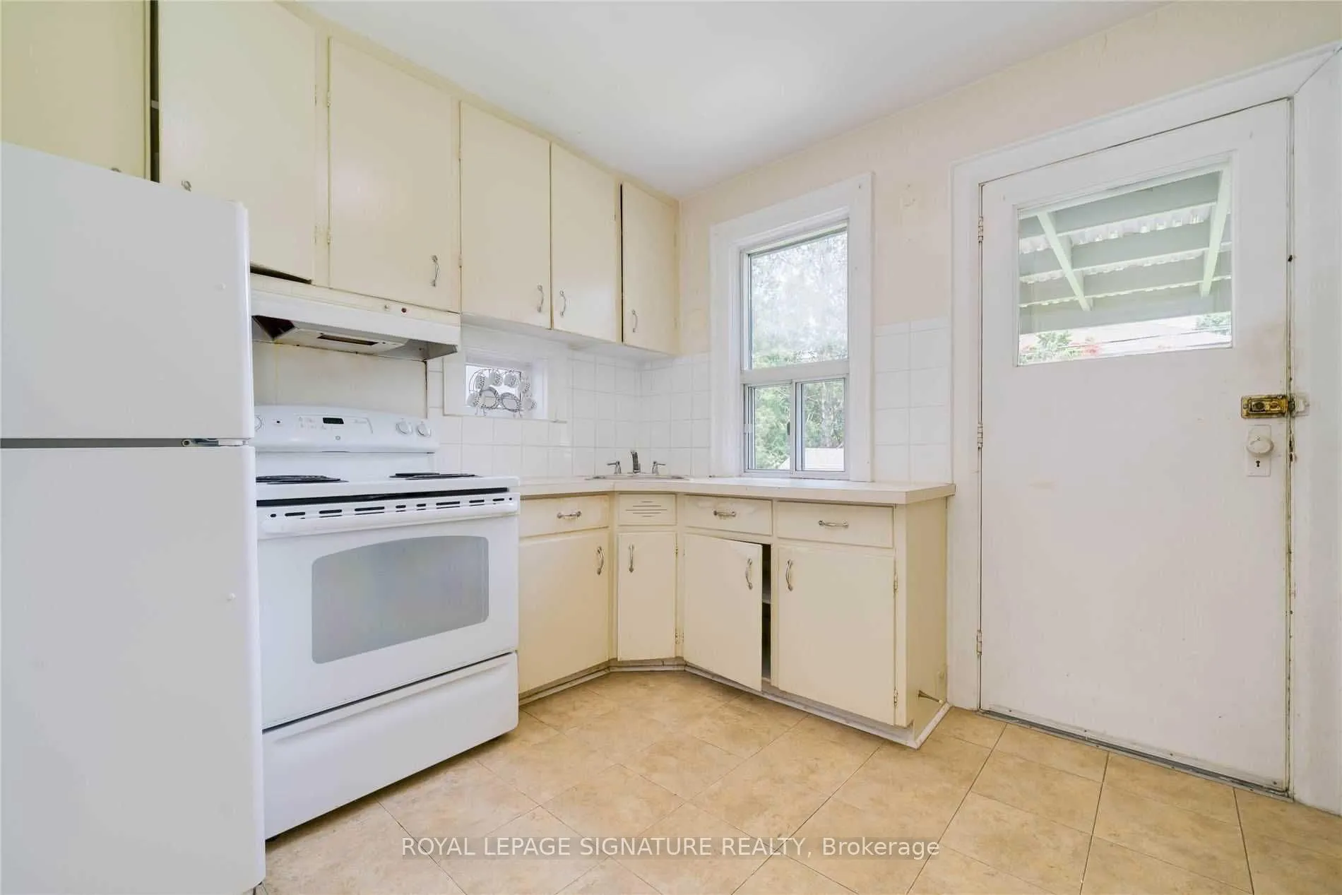 Photo 13 of 66 Glengarry Avenue, Toronto, Lawrence Park North — HOMEH