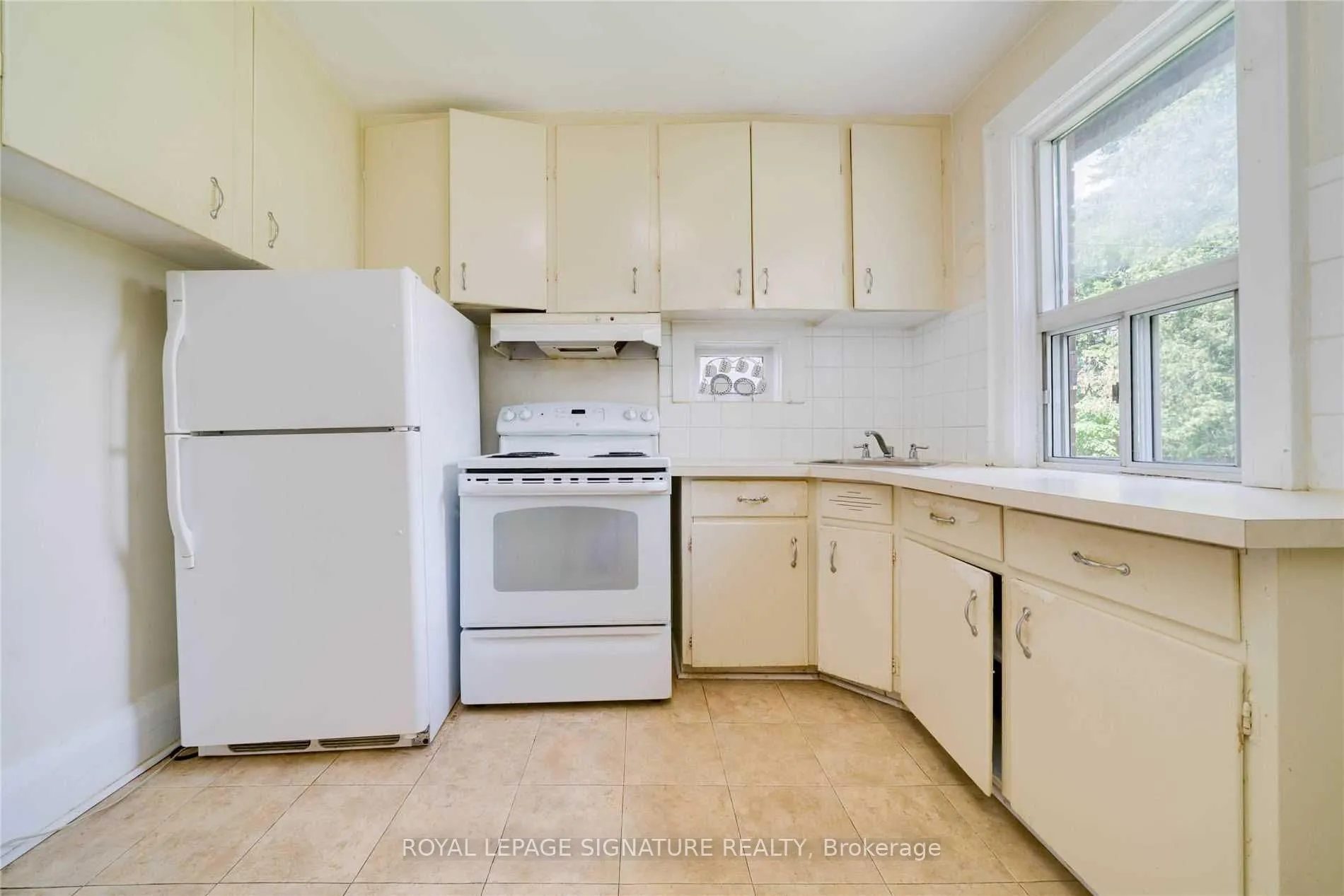 Photo 15 of 66 Glengarry Avenue, Toronto, Lawrence Park North — HOMEH