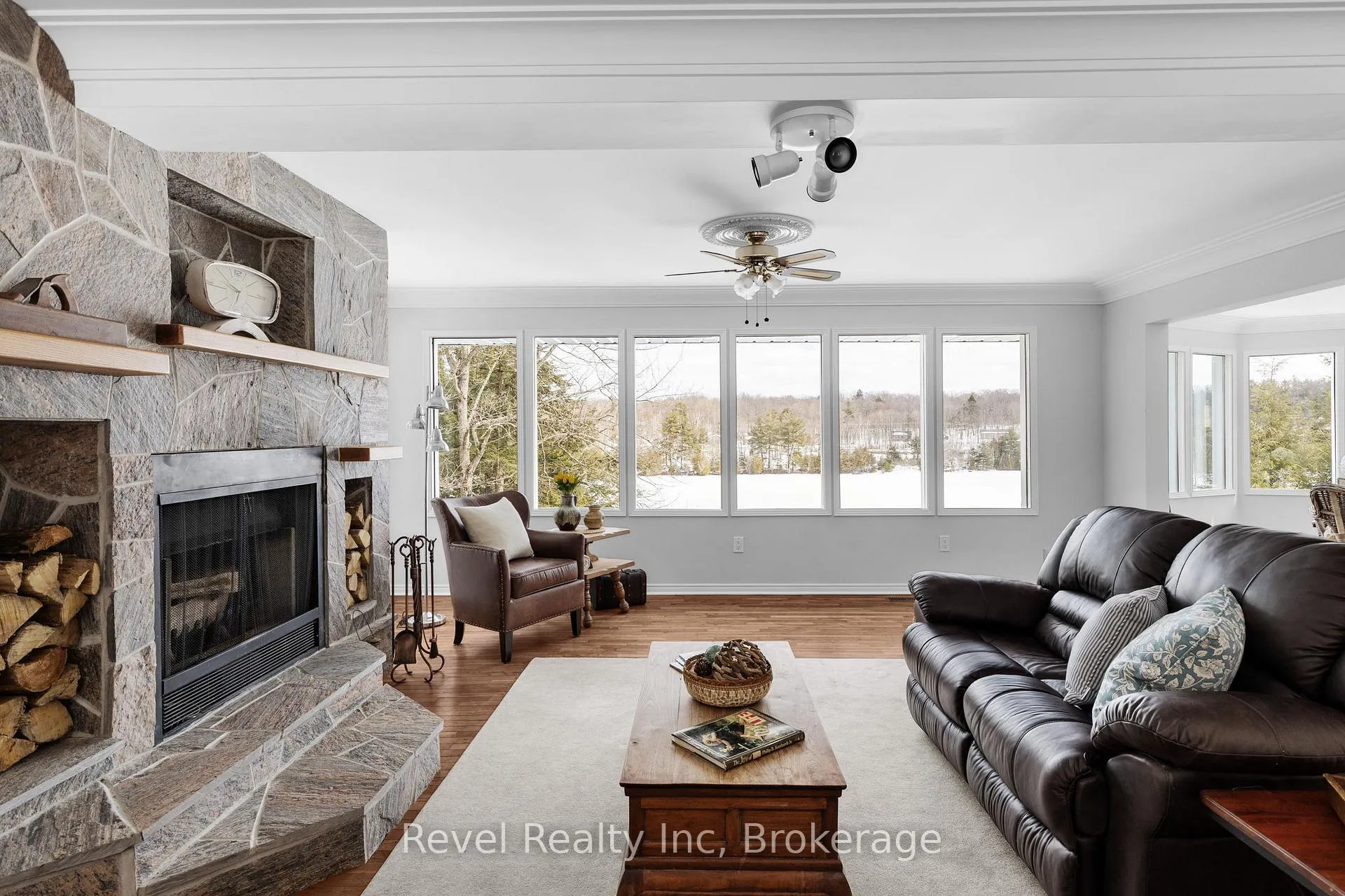 Photo 8 of 75 Silver Point Drive, Seguin — HOMEH