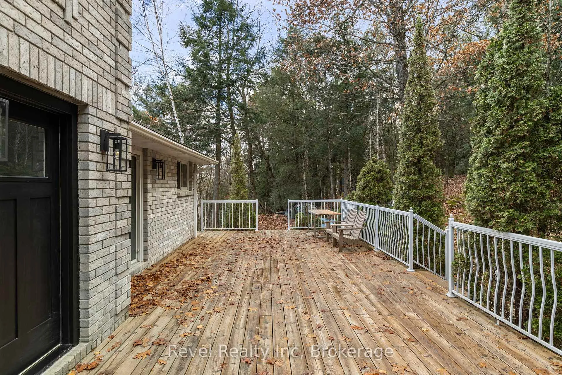 Photo 24 of 75 Silver Point Drive, Seguin — HOMEH