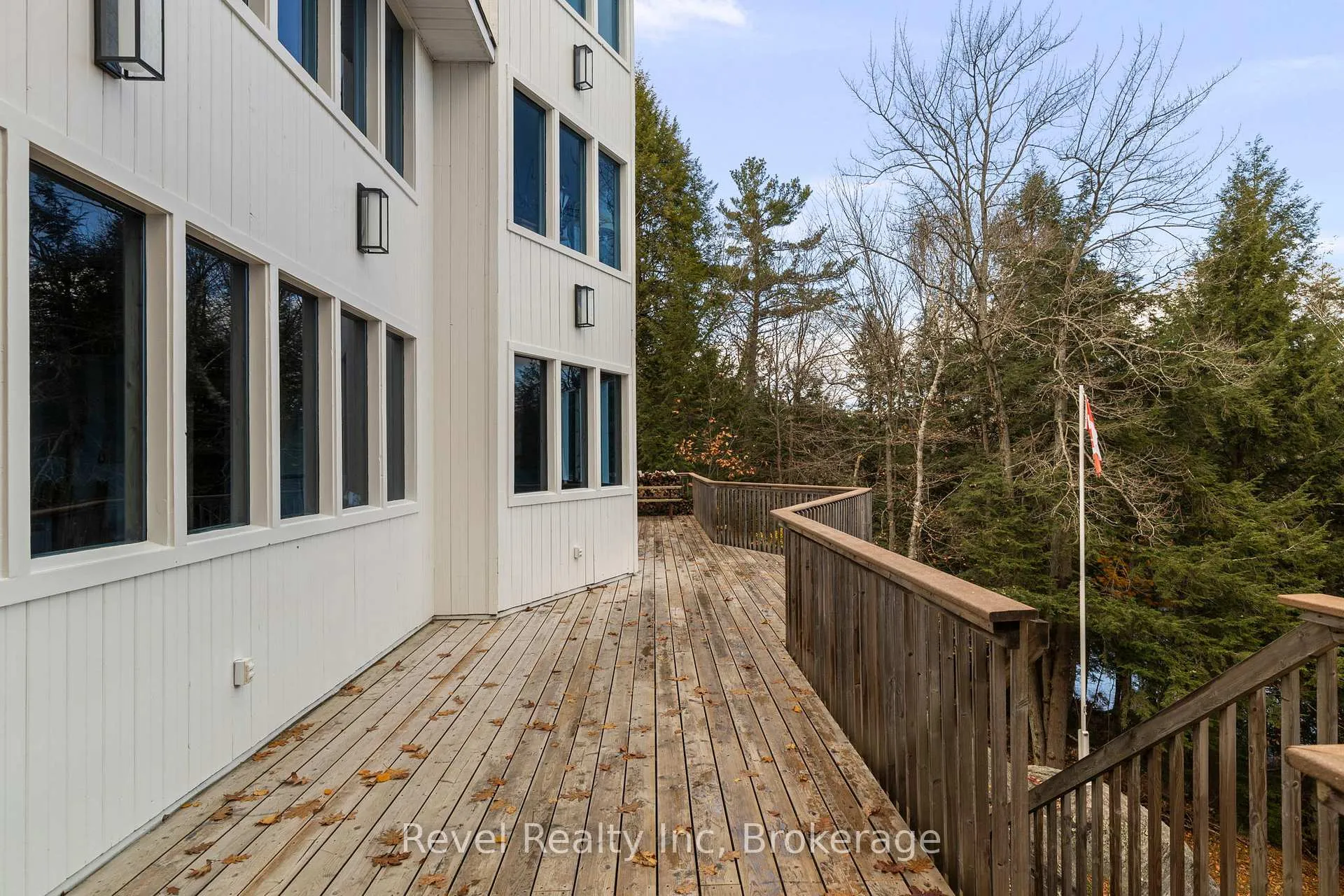 Photo 25 of 75 Silver Point Drive, Seguin — HOMEH