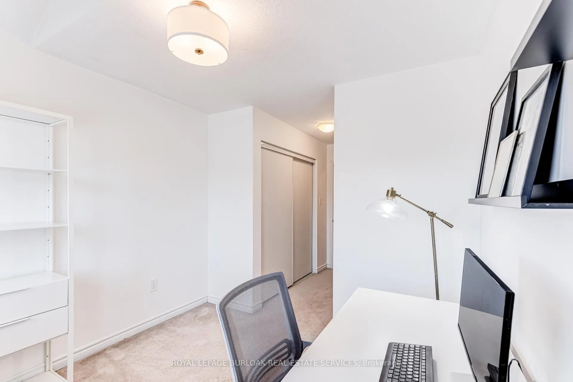 Photo 37 of 137 McMonies Drive, Hamilton, Waterdown — HOMEH
