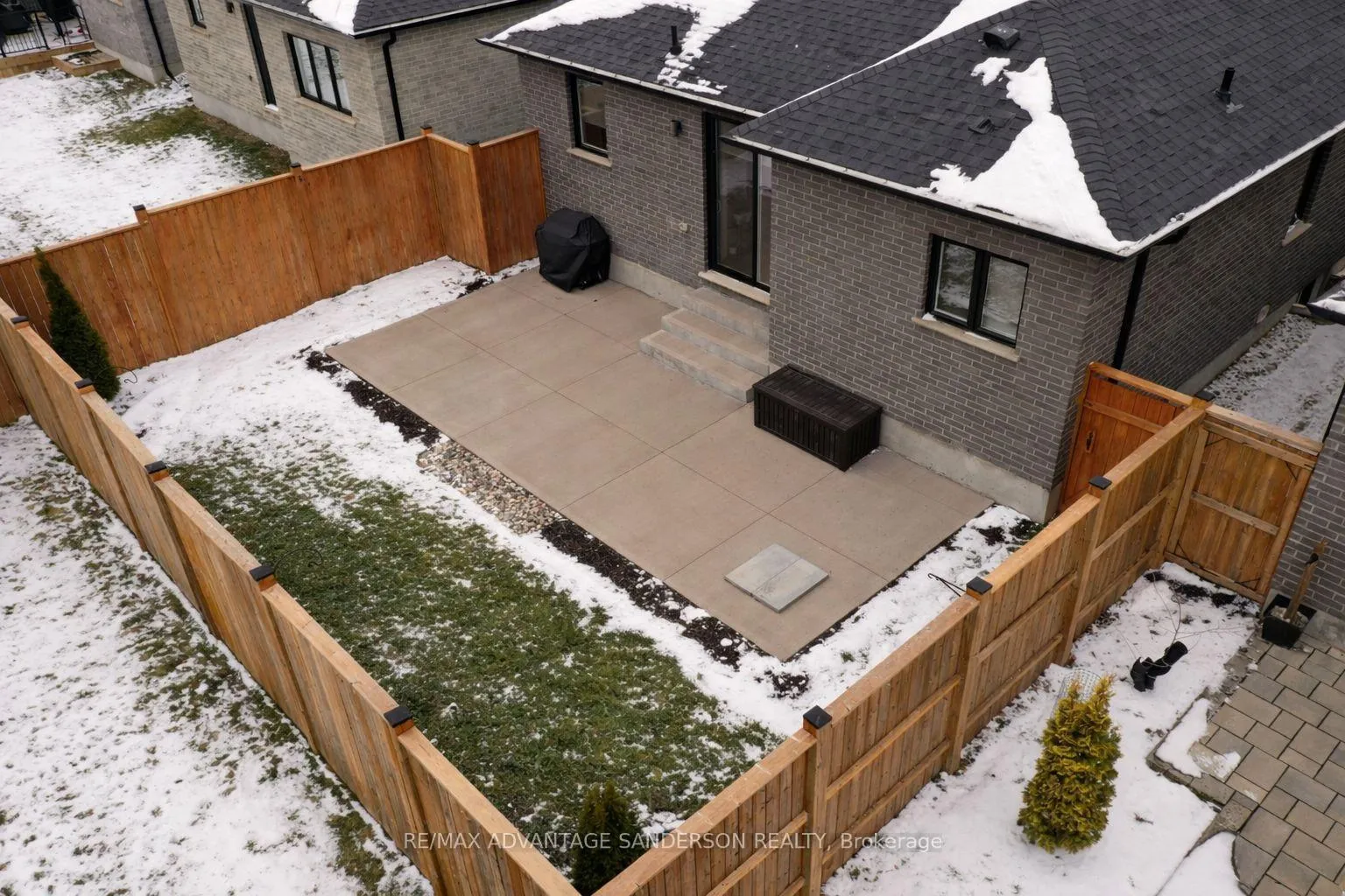 Photo 8 of Unit 30, 383 Daventry Way, Middlesex Centre, Komoka — HOMEH