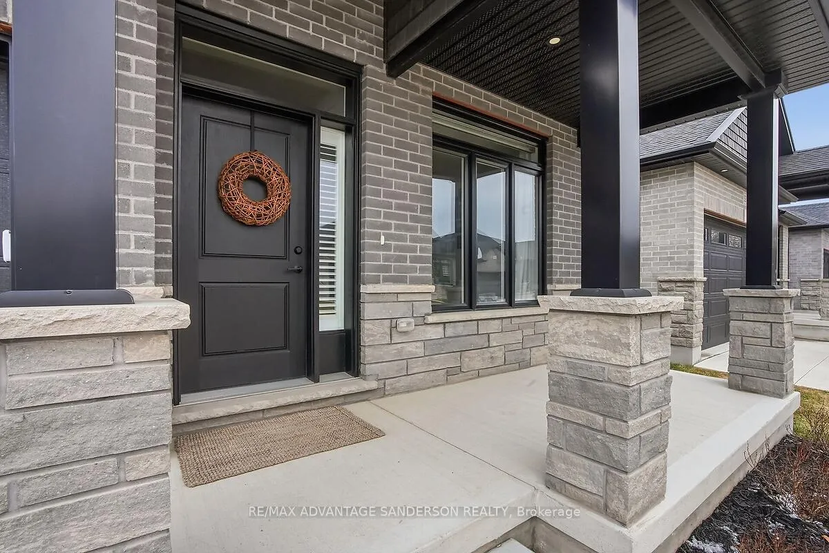Photo 11 of Unit 30, 383 Daventry Way, Middlesex Centre, Komoka — HOMEH