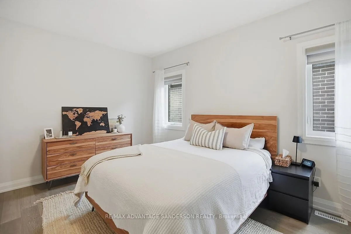 Photo 33 of Unit 30, 383 Daventry Way, Middlesex Centre, Komoka — HOMEH