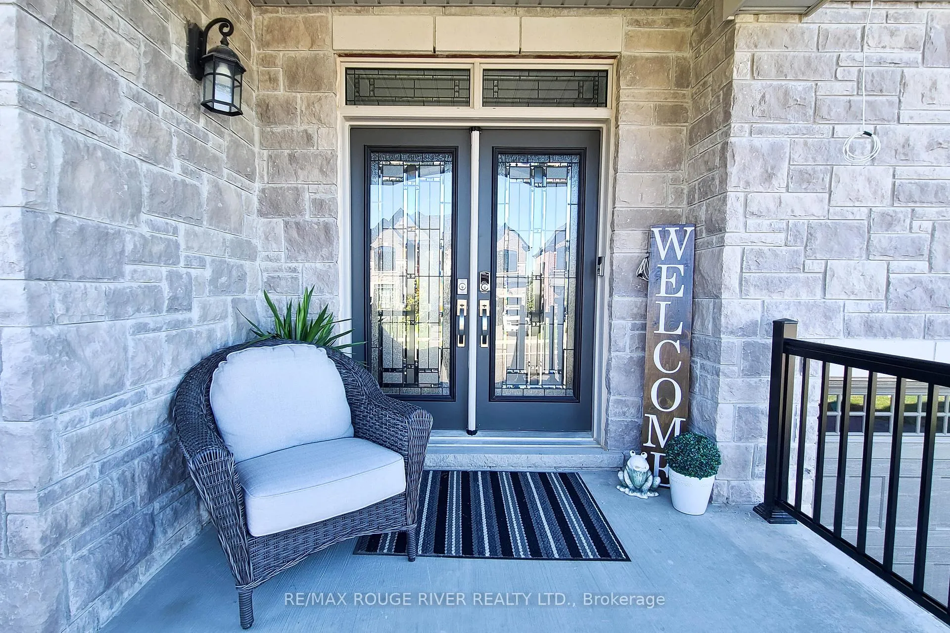 Photo 3 of 54 Highlands Boulevard, Cavan Monaghan, Cavan Twp — HOMEH