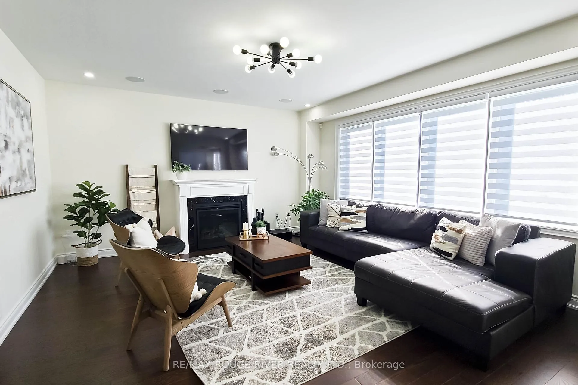 Photo 4 of 54 Highlands Boulevard, Cavan Monaghan, Cavan Twp — HOMEH