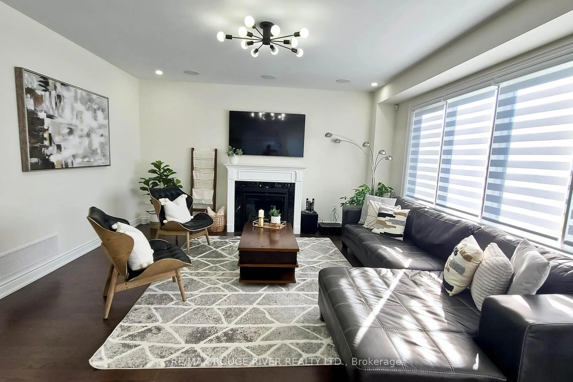 Photo 5 of 54 Highlands Boulevard, Cavan Monaghan, Cavan Twp — HOMEH