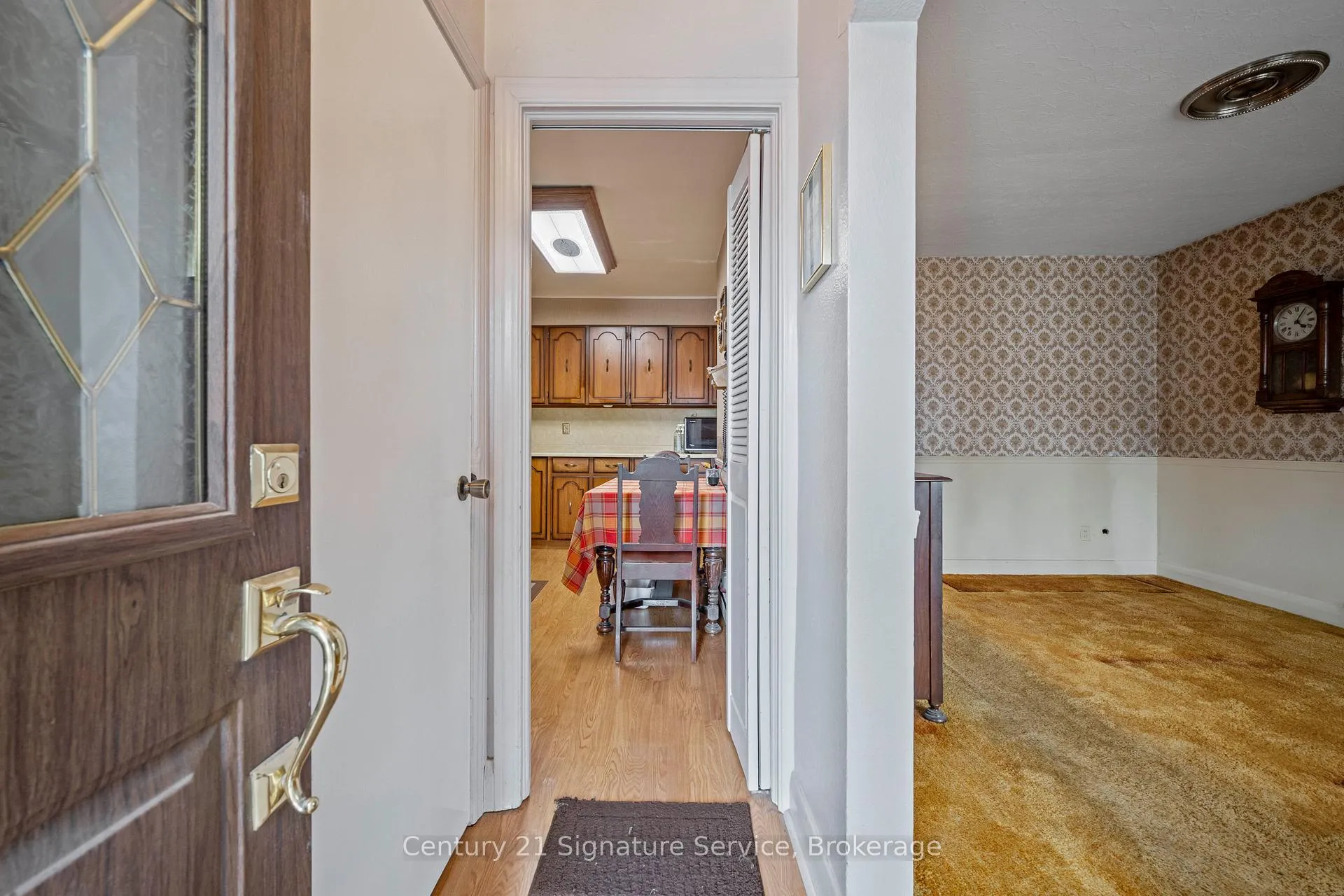 Photo 3 of 83 Elma Street, Etobicoke, Mimico — HOMEH