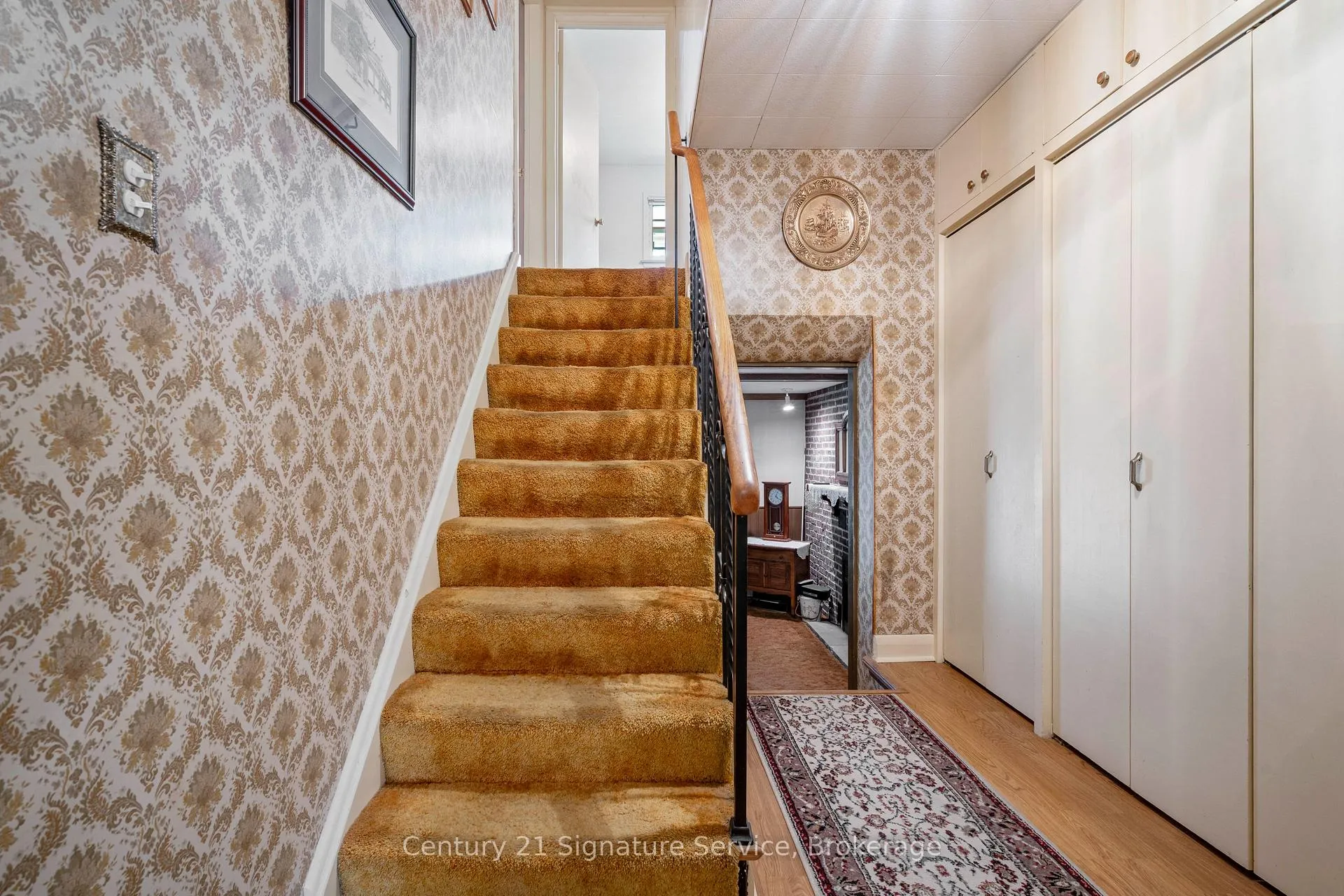 Photo 11 of 83 Elma Street, Etobicoke, Mimico — HOMEH