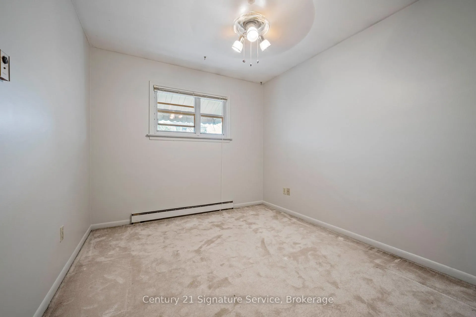 Photo 12 of 83 Elma Street, Etobicoke, Mimico — HOMEH