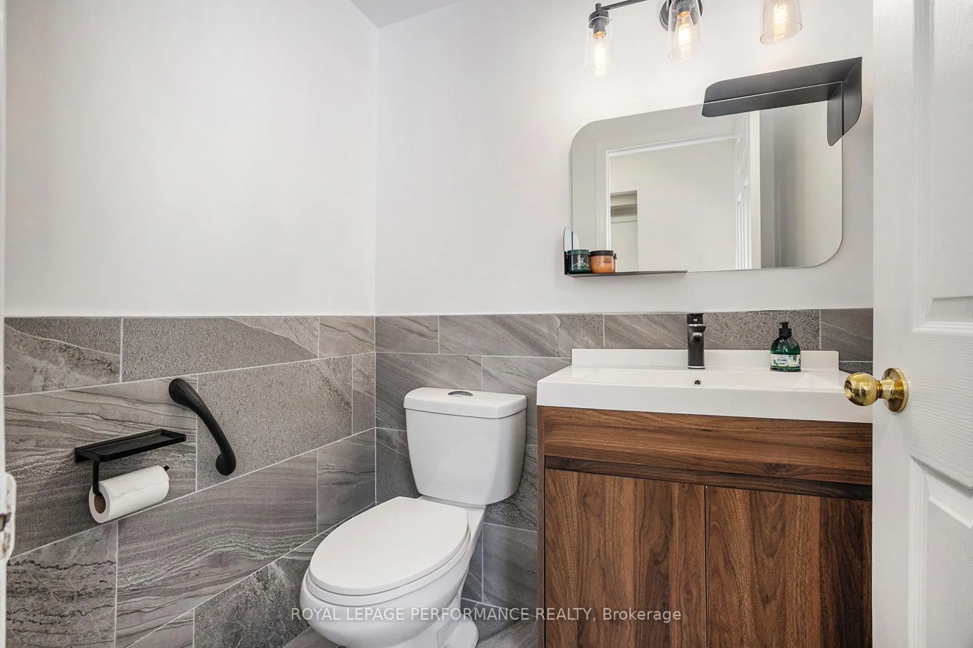 Photo 12 of 56 Ipswich Terrace, Ottawa, Kanata - Morgan's Grant/South March — HOMEH