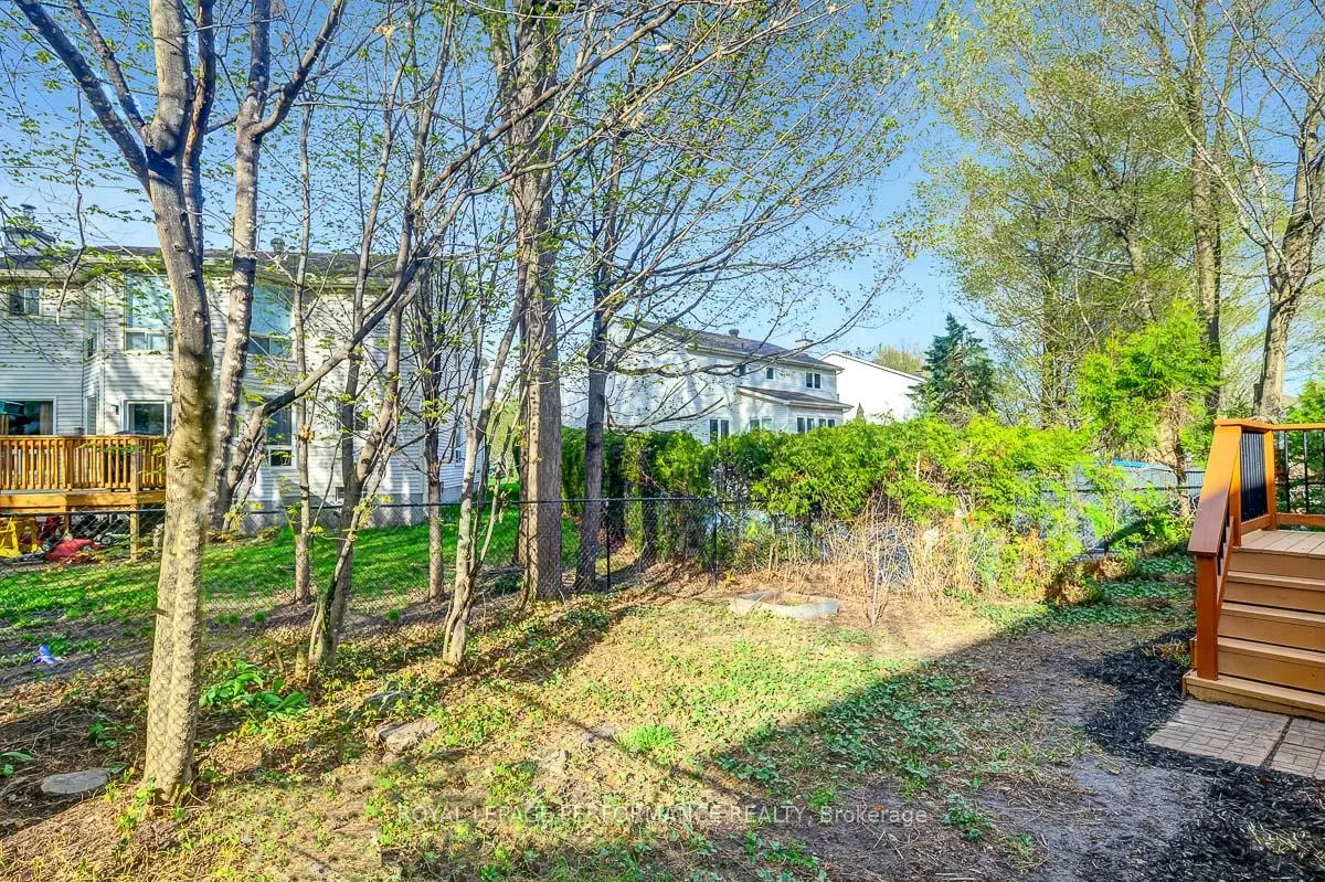 Photo 35 of 56 Ipswich Terrace, Ottawa, Kanata - Morgan's Grant/South March — HOMEH