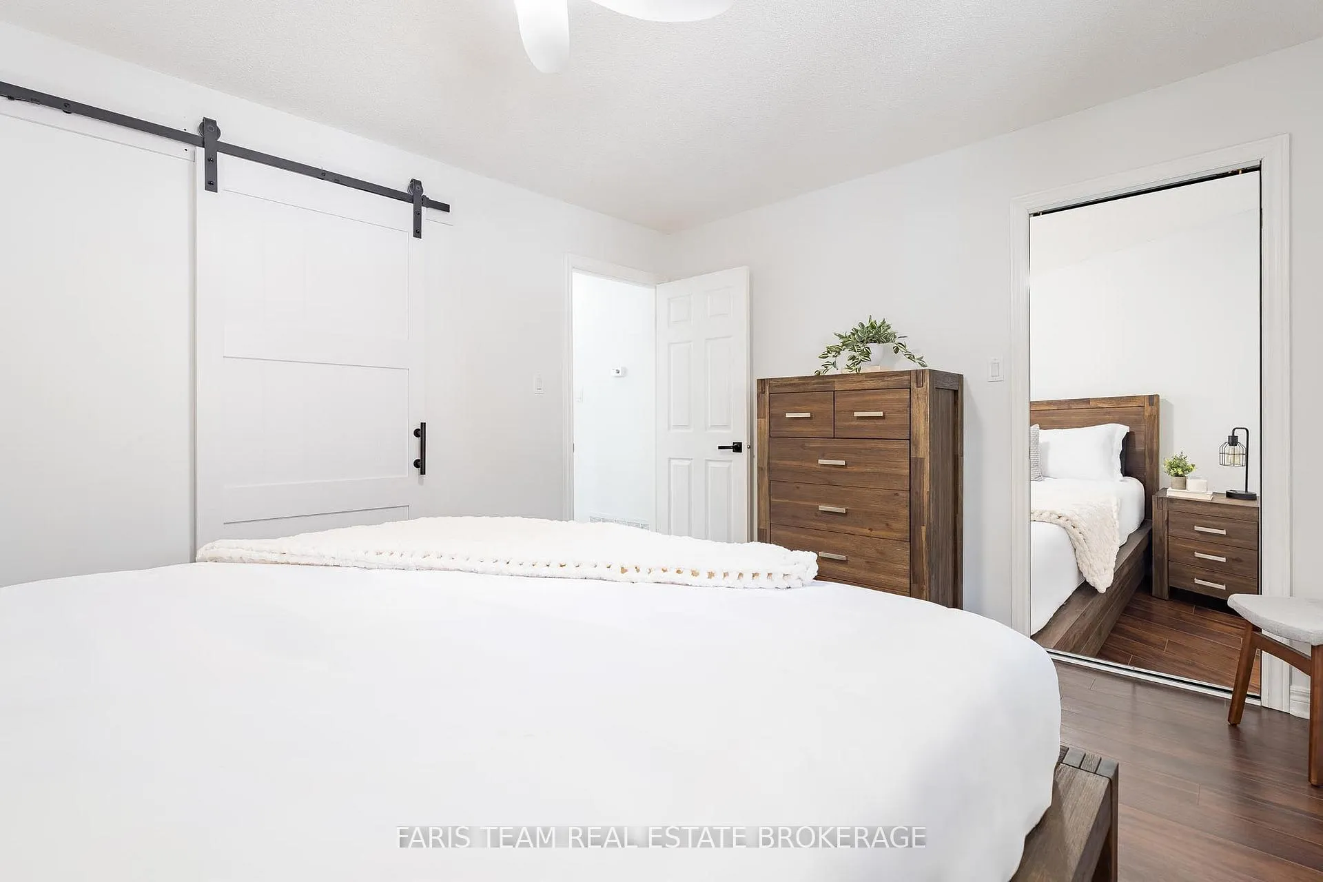 Photo 13 of 1004 Leslie Drive, Innisfil, Alcona — HOMEH