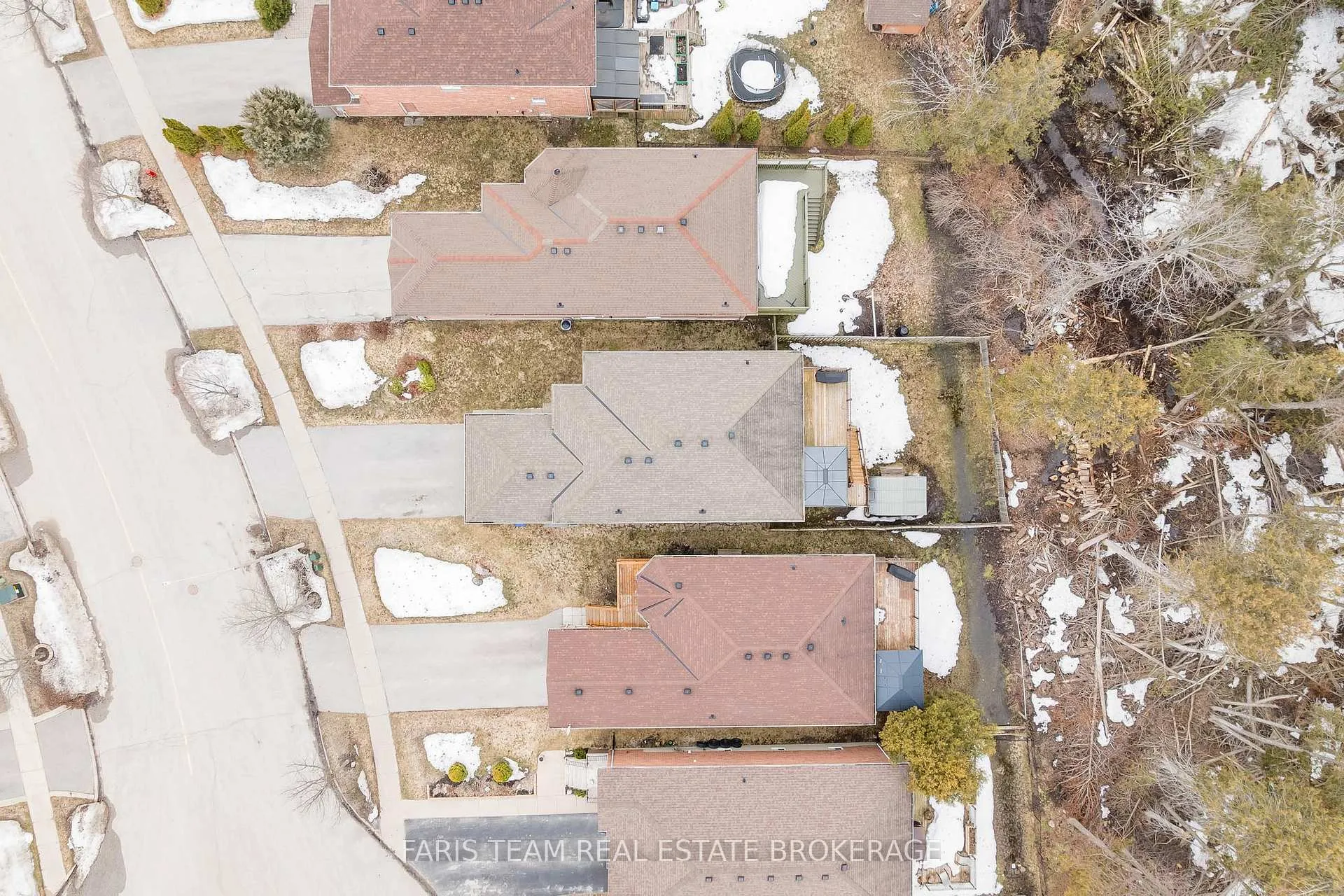 Photo 33 of 1004 Leslie Drive, Innisfil, Alcona — HOMEH