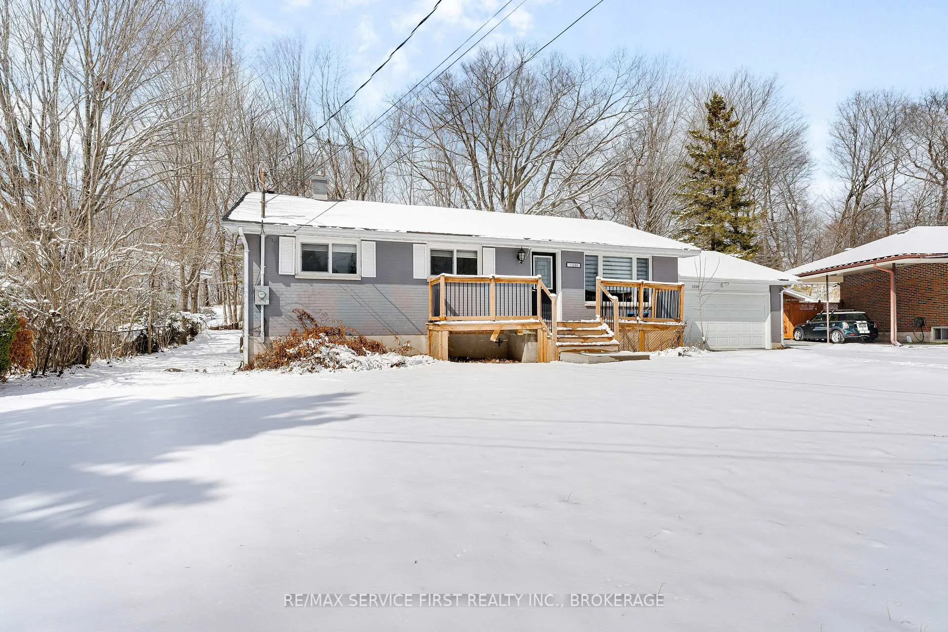 Photo 2 of 1209 Lincoln Drive, Kingston, South of Taylor-Kidd Blvd — HOMEH