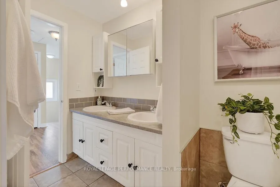 Photo 23 of 30 Mulvagh Avenue, Ottawa, Borden Farm/Stewart Farm/Carleton Heights/Parkwood Hills — HOMEH