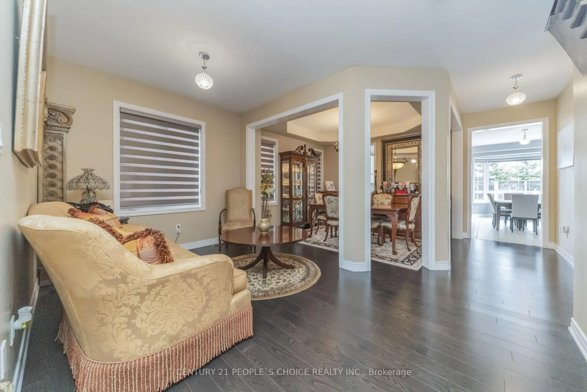 Photo 6 of 28 Truro Circle, Brampton, Northwest Brampton — HOMEH
