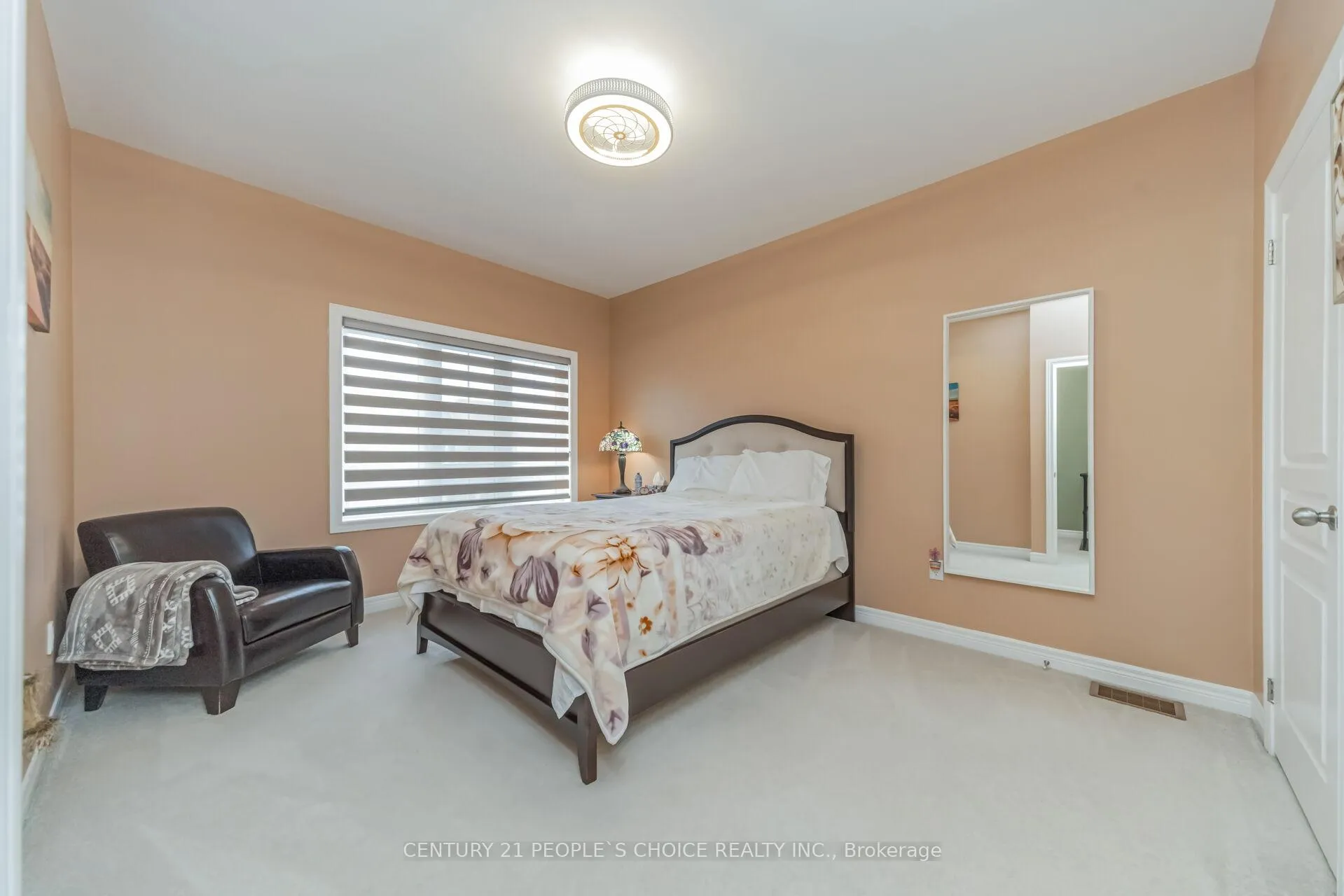 Photo 34 of 28 Truro Circle, Brampton, Northwest Brampton — HOMEH