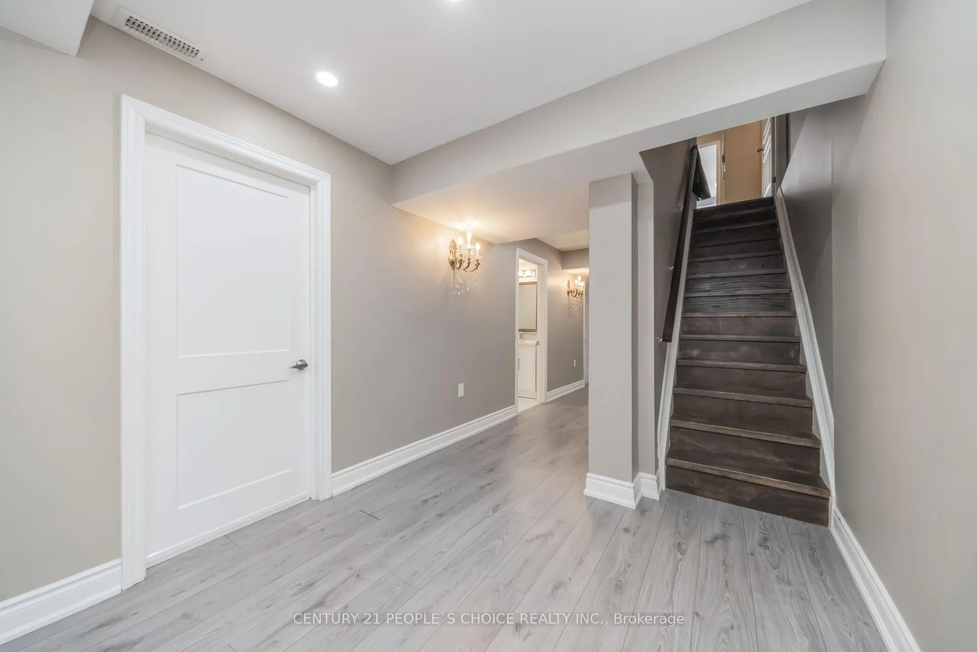 Photo 39 of 28 Truro Circle, Brampton, Northwest Brampton — HOMEH