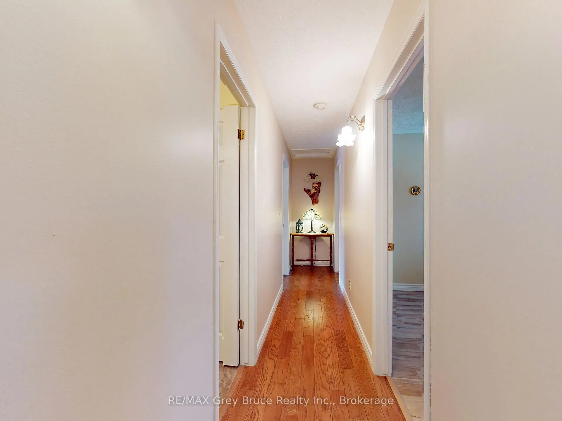 Photo 19 of 560 20th Street E, Owen Sound — HOMEH
