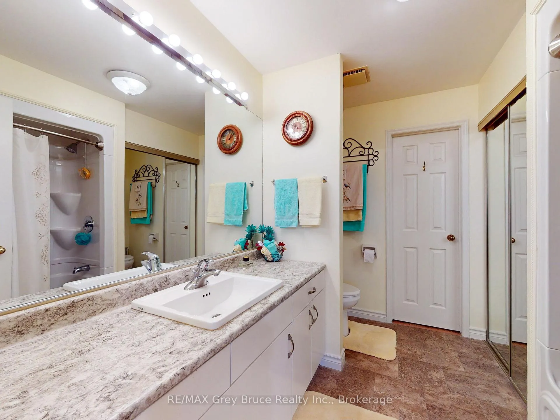 Photo 26 of 560 20th Street E, Owen Sound — HOMEH