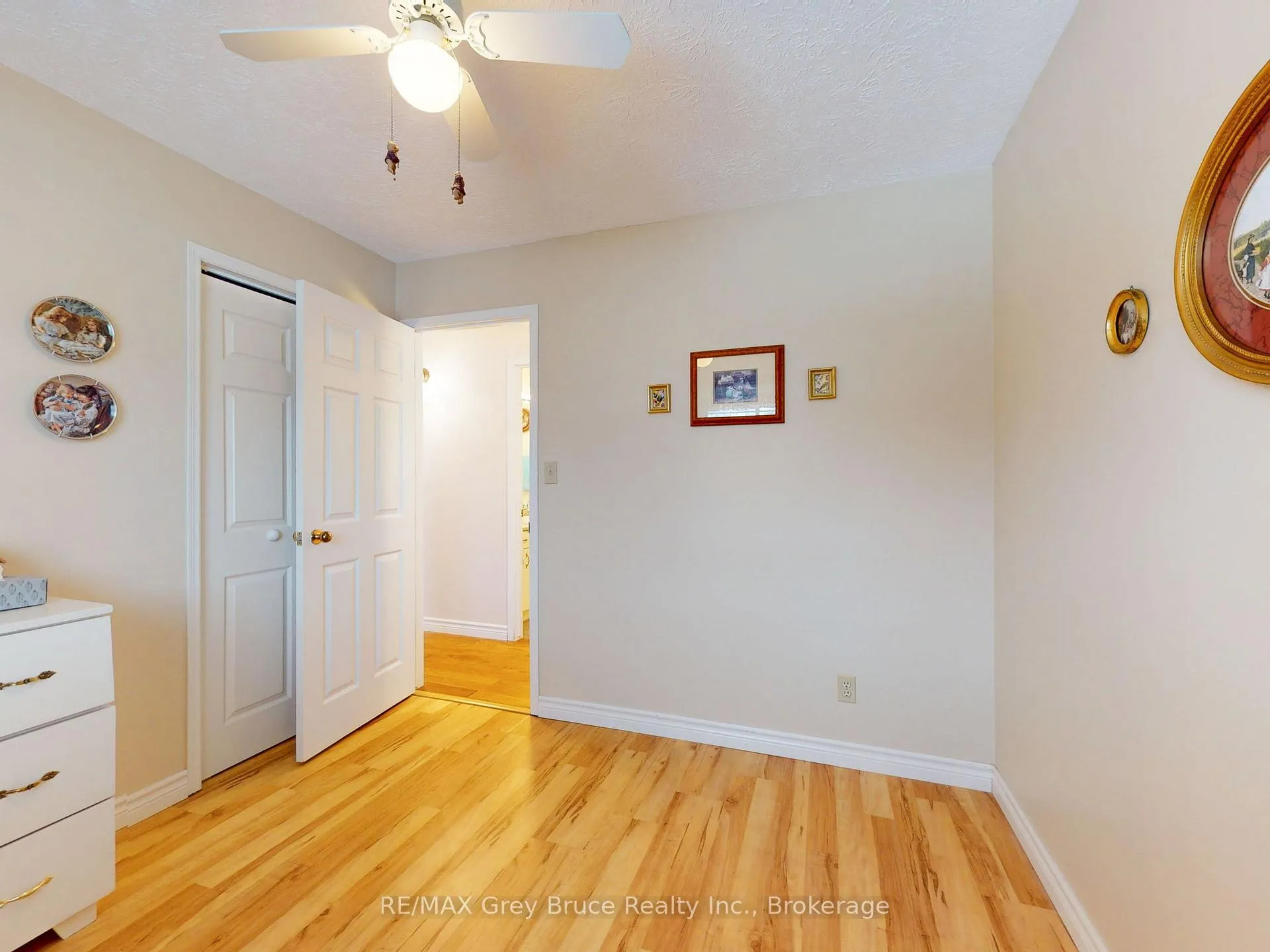 Photo 29 of 560 20th Street E, Owen Sound — HOMEH
