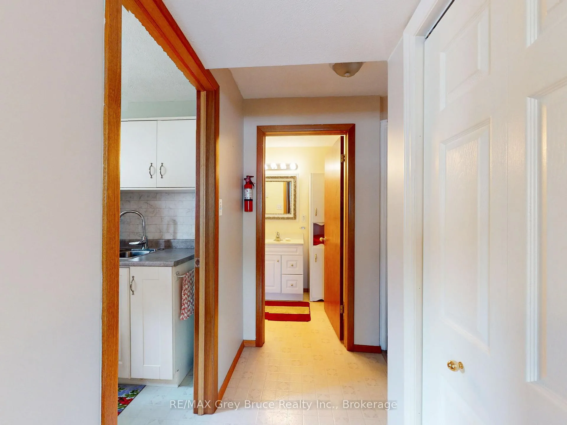 Photo 33 of 560 20th Street E, Owen Sound — HOMEH