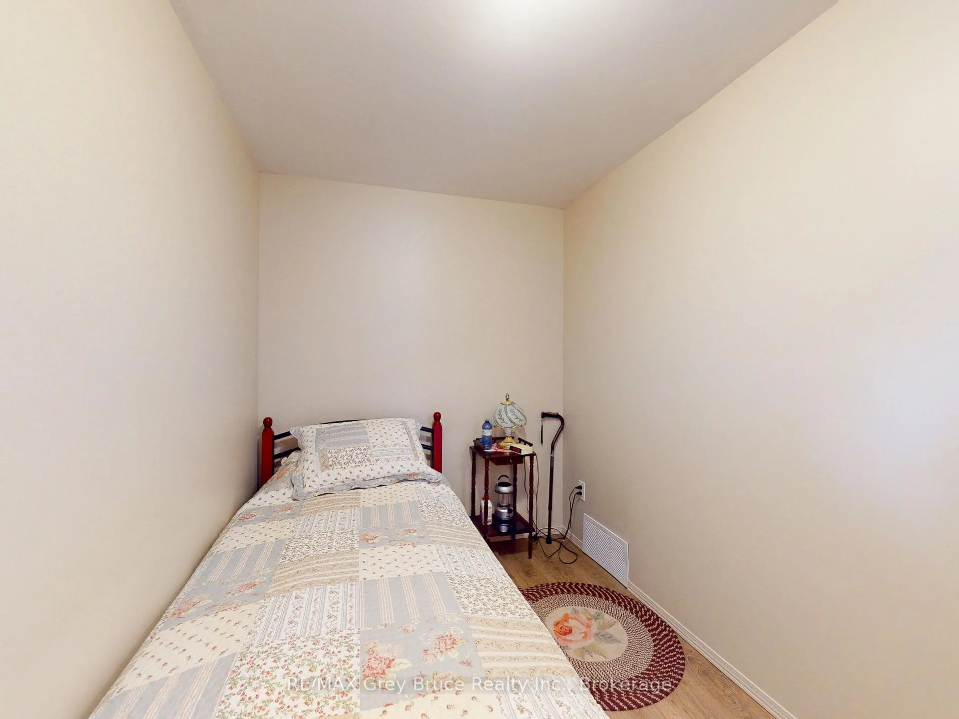 Photo 35 of 560 20th Street E, Owen Sound — HOMEH