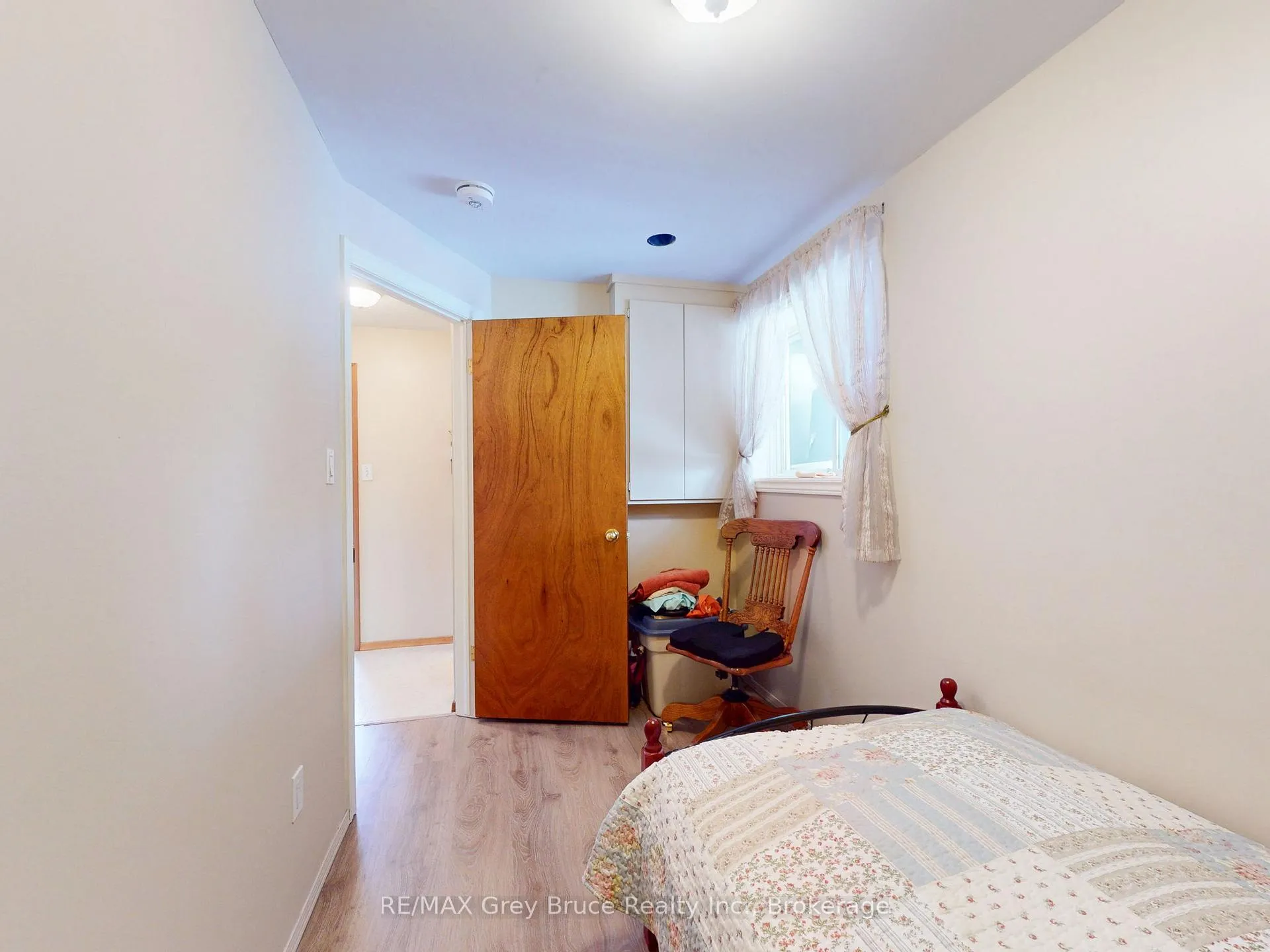 Photo 36 of 560 20th Street E, Owen Sound — HOMEH