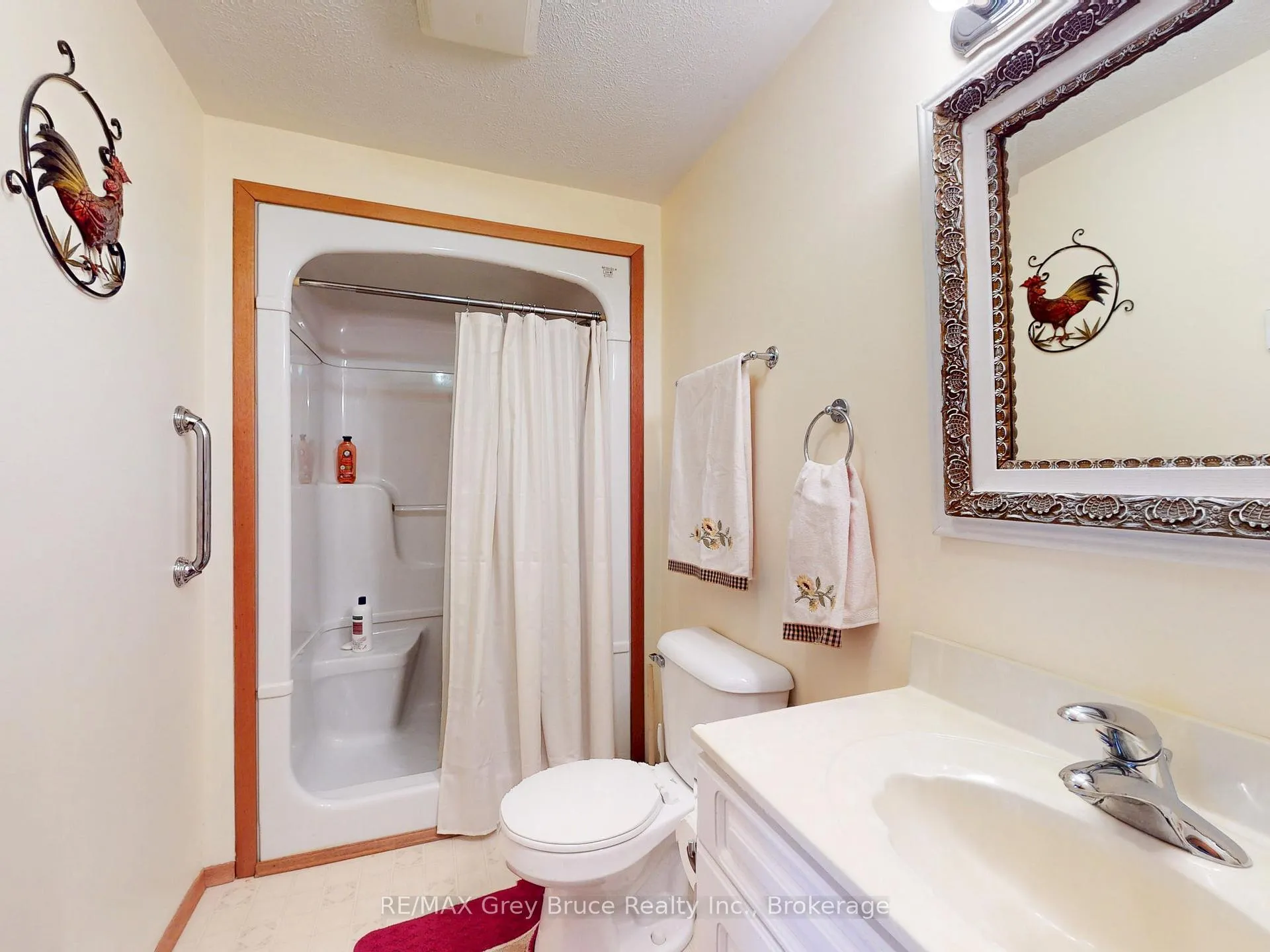Photo 38 of 560 20th Street E, Owen Sound — HOMEH