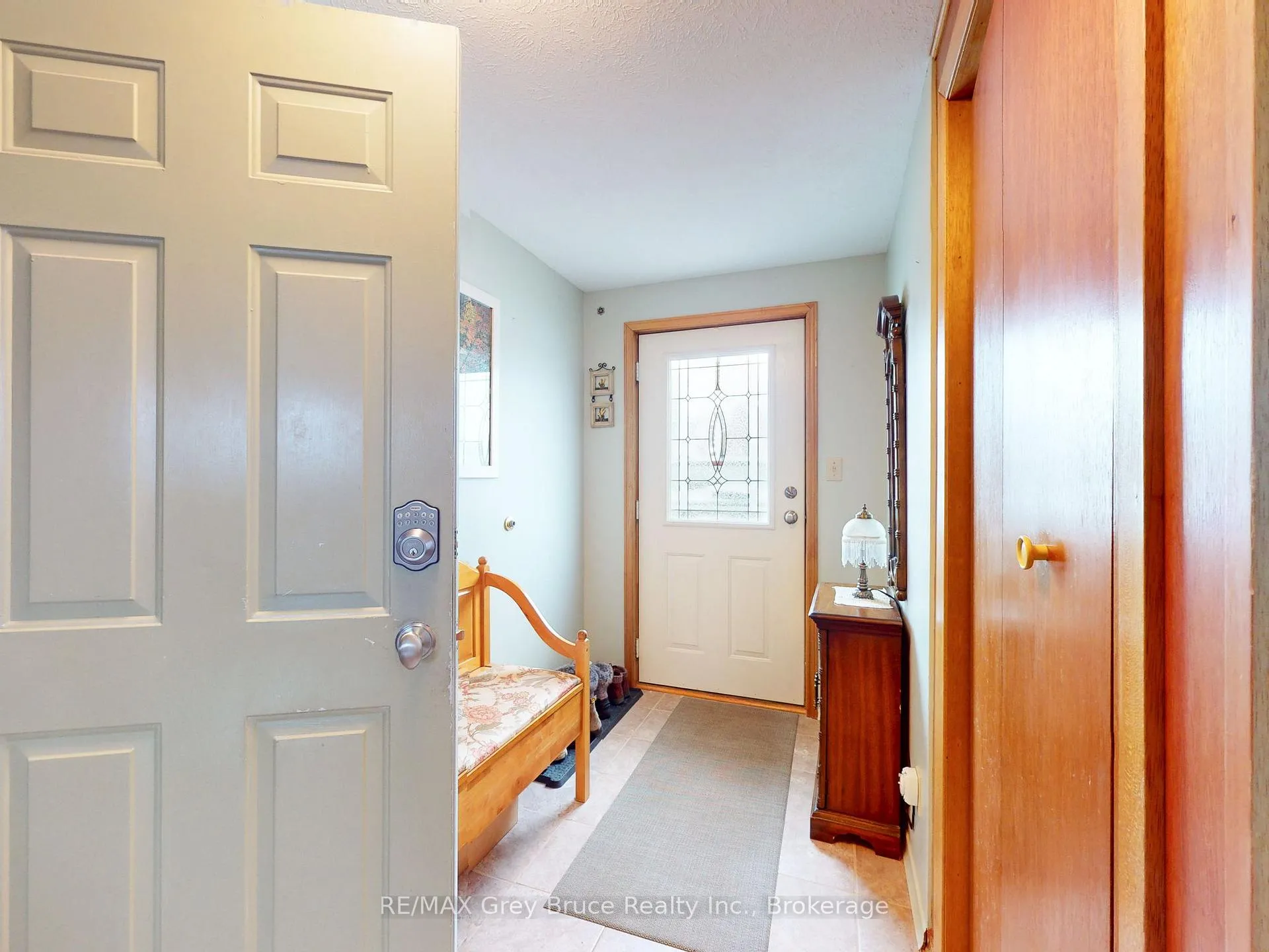 Photo 40 of 560 20th Street E, Owen Sound — HOMEH