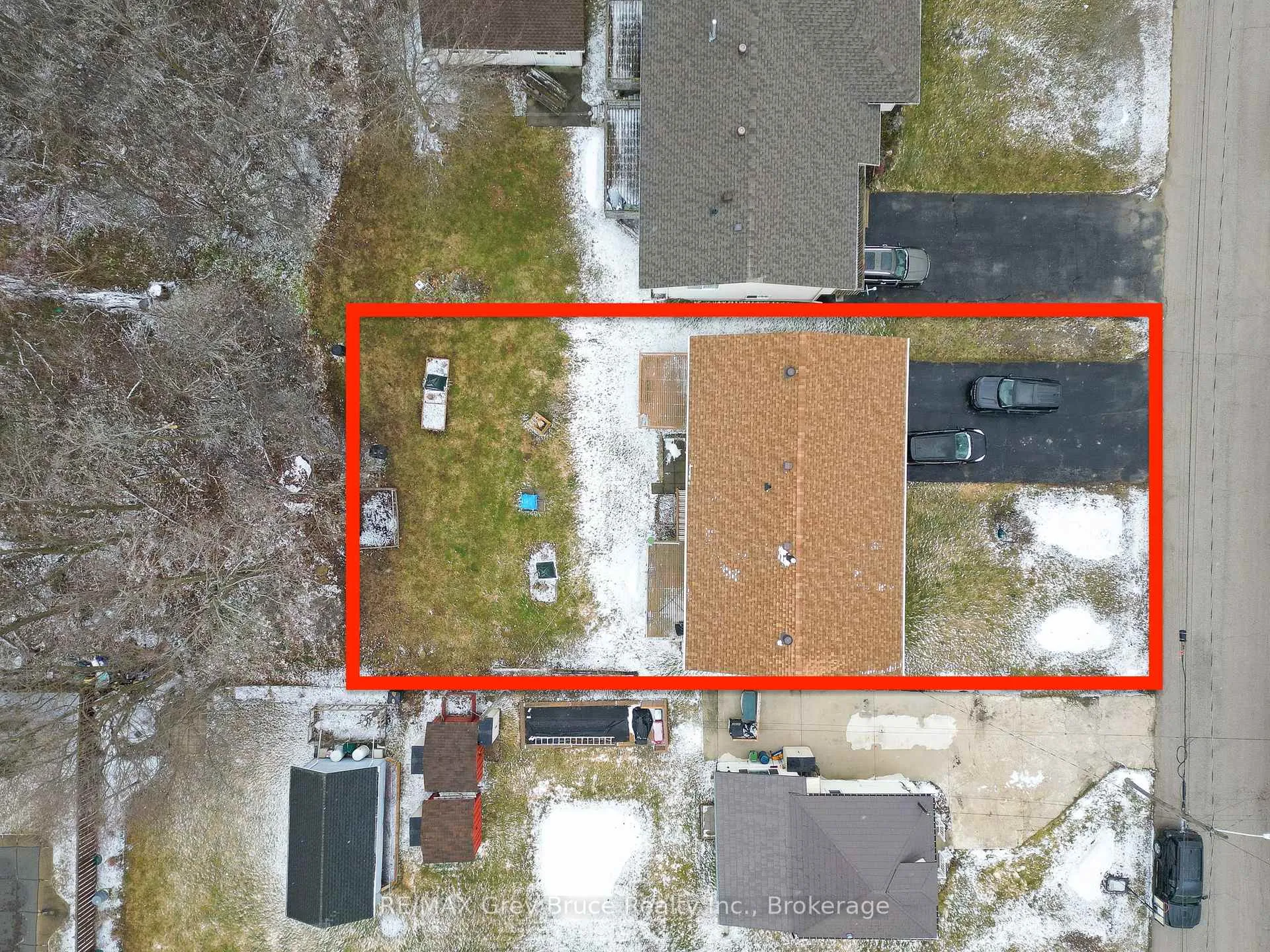 Photo 46 of 560 20th Street E, Owen Sound — HOMEH