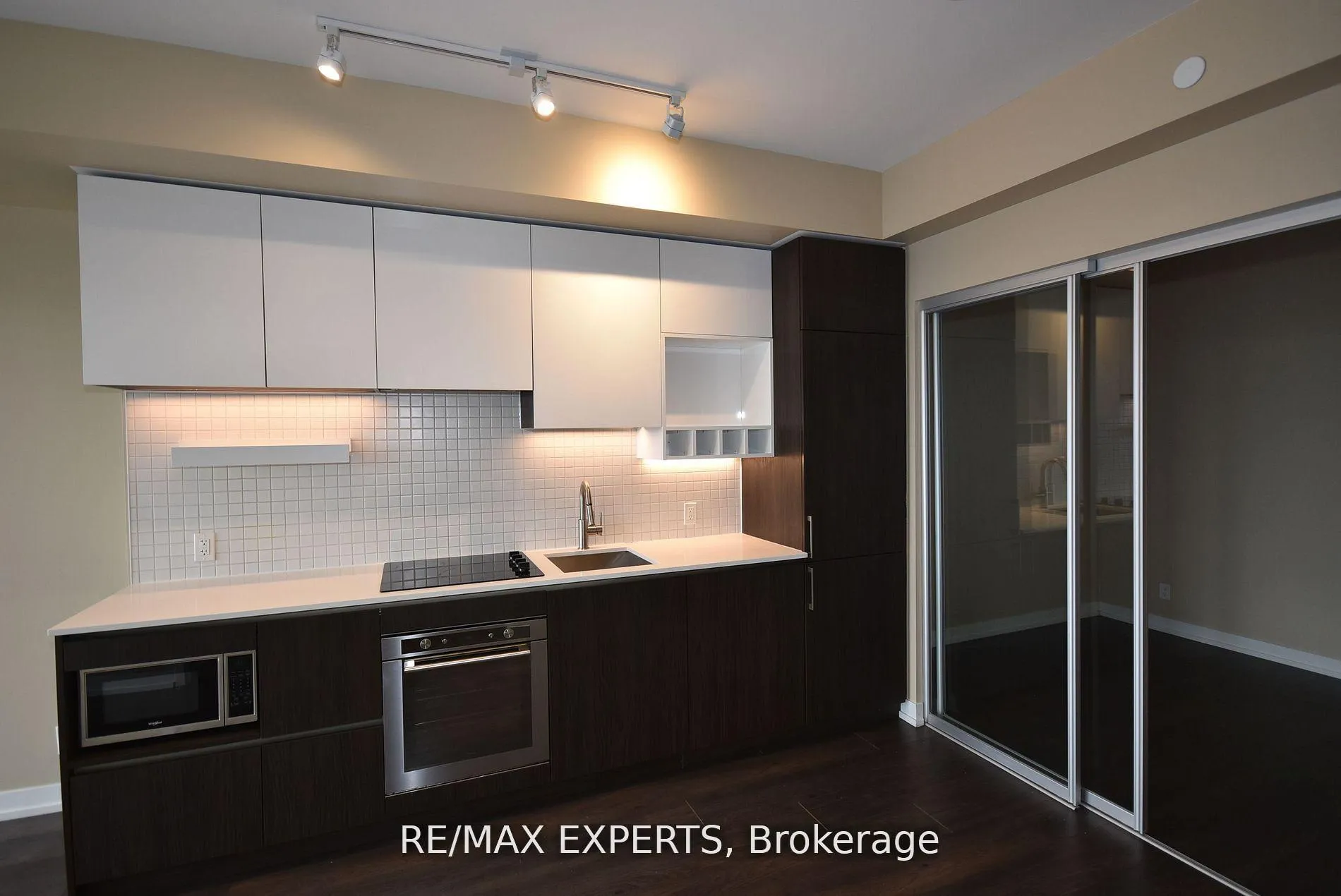 Photo 10 of Unit 5905, 5 Buttermill Avenue, Vaughan, Vaughan Corporate Centre — HOMEH