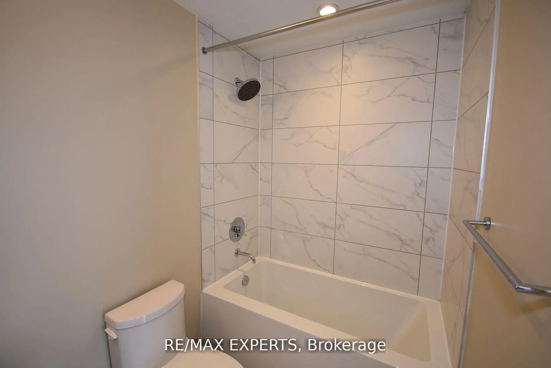 Photo 19 of Unit 5905, 5 Buttermill Avenue, Vaughan, Vaughan Corporate Centre — HOMEH