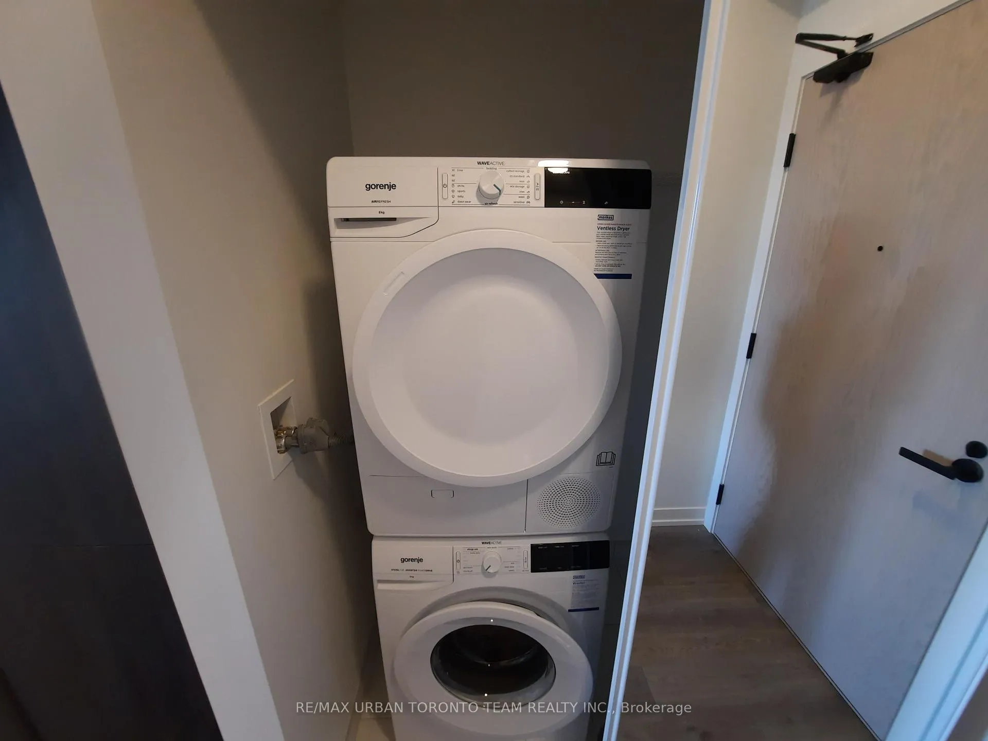 Photo 10 of Unit 710, 8 Interchange Way, Vaughan, Vaughan Corporate Centre — HOMEH