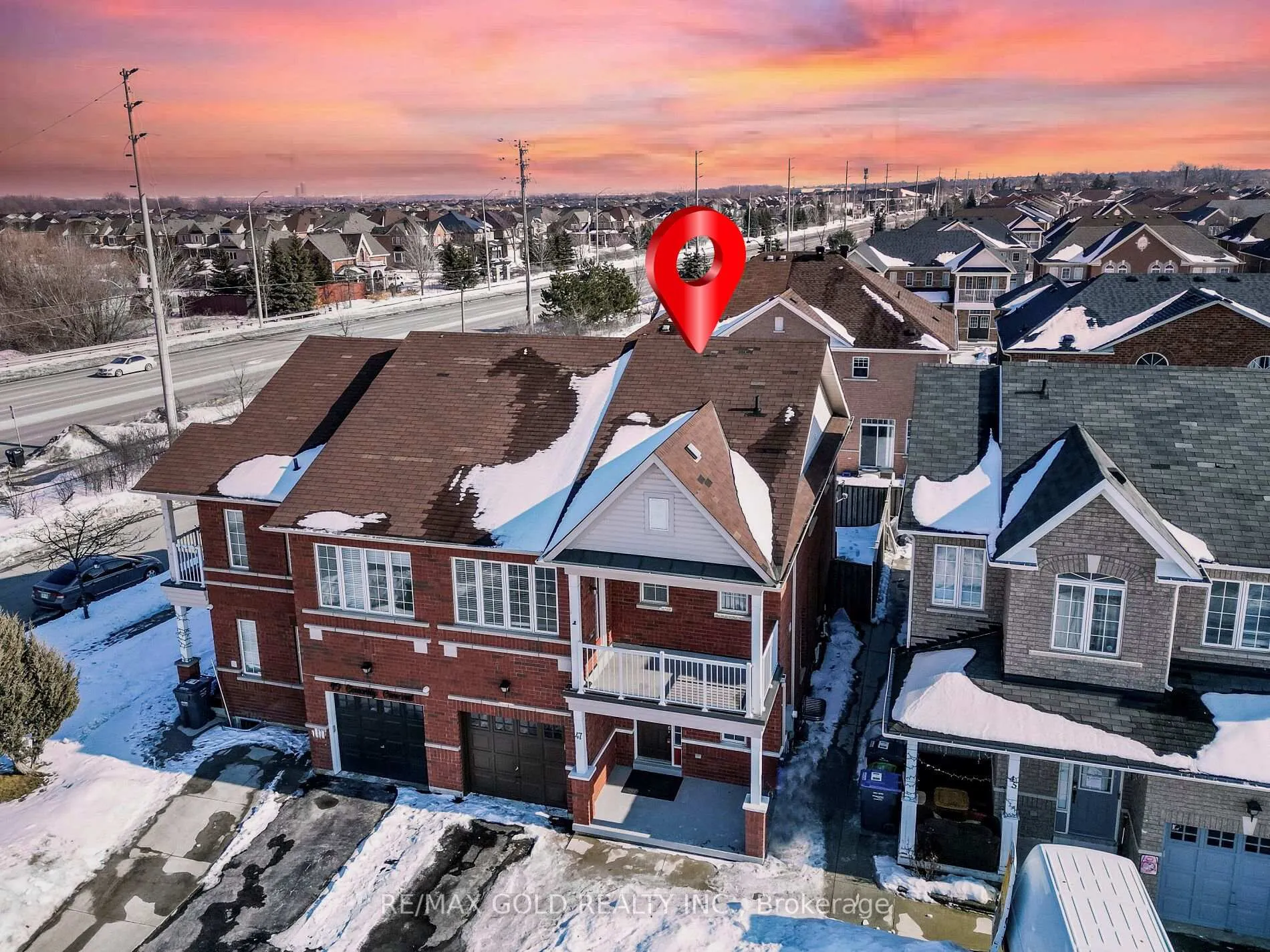 Photo 2 of 47 Connolly Crescent, Brampton, Sandringham-Wellington — HOMEH