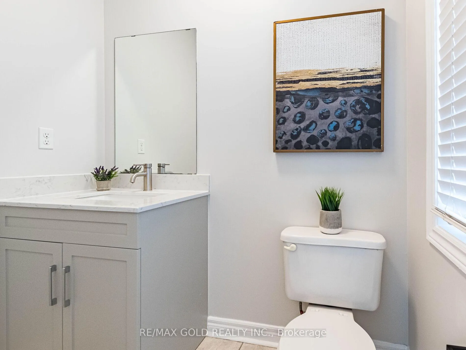 Photo 18 of 47 Connolly Crescent, Brampton, Sandringham-Wellington — HOMEH