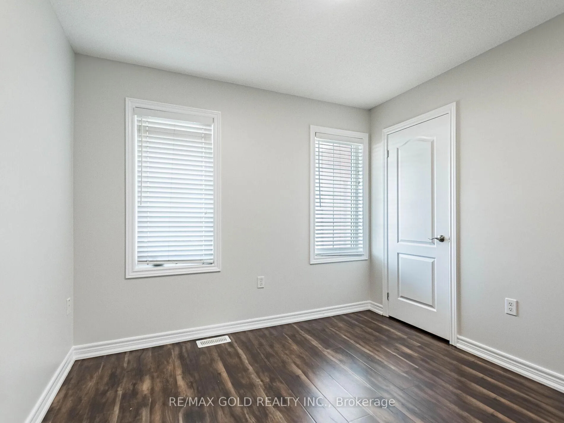 Photo 24 of 47 Connolly Crescent, Brampton, Sandringham-Wellington — HOMEH