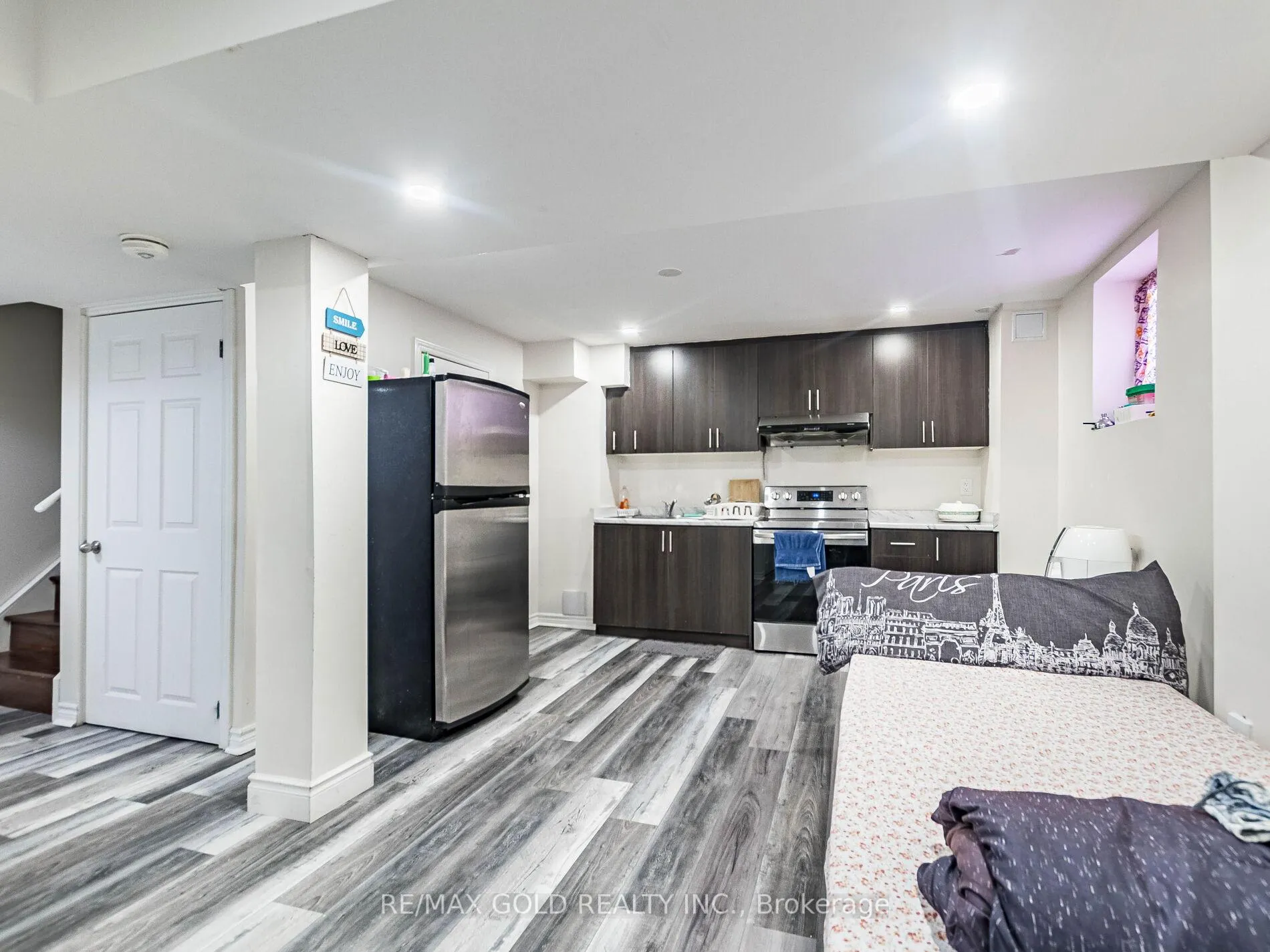Photo 32 of 47 Connolly Crescent, Brampton, Sandringham-Wellington — HOMEH