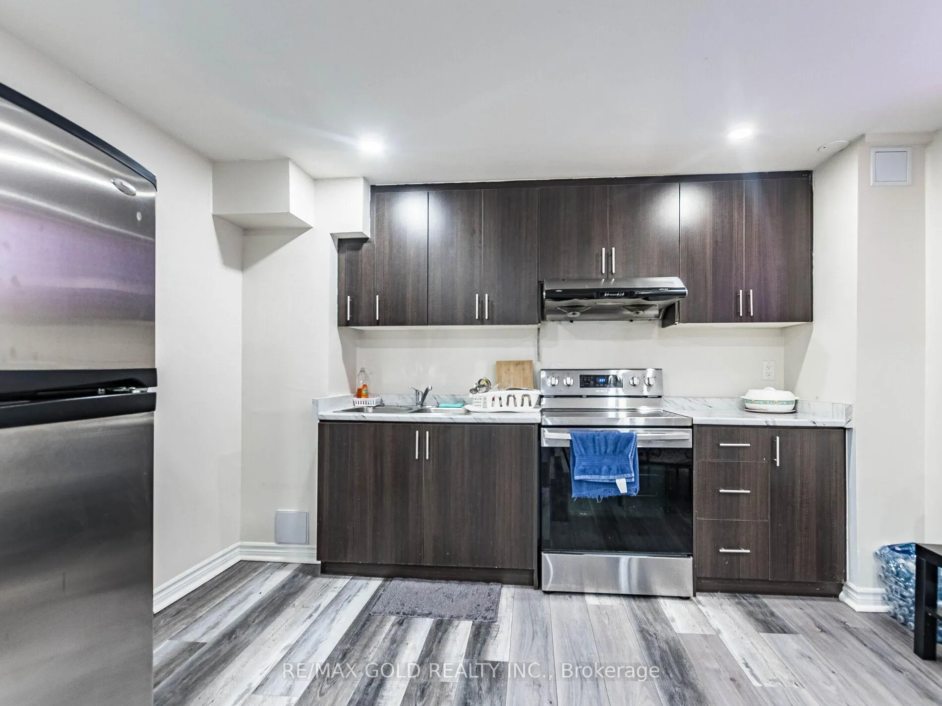 Photo 34 of 47 Connolly Crescent, Brampton, Sandringham-Wellington — HOMEH