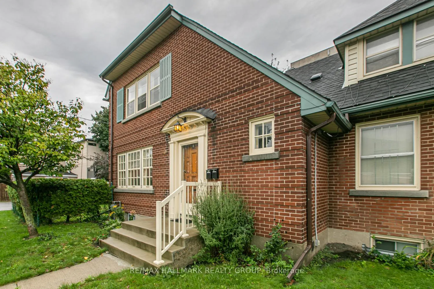 Photo 2 of 50 Tyndall Street, Ottawa, Ottawa West — HOMEH