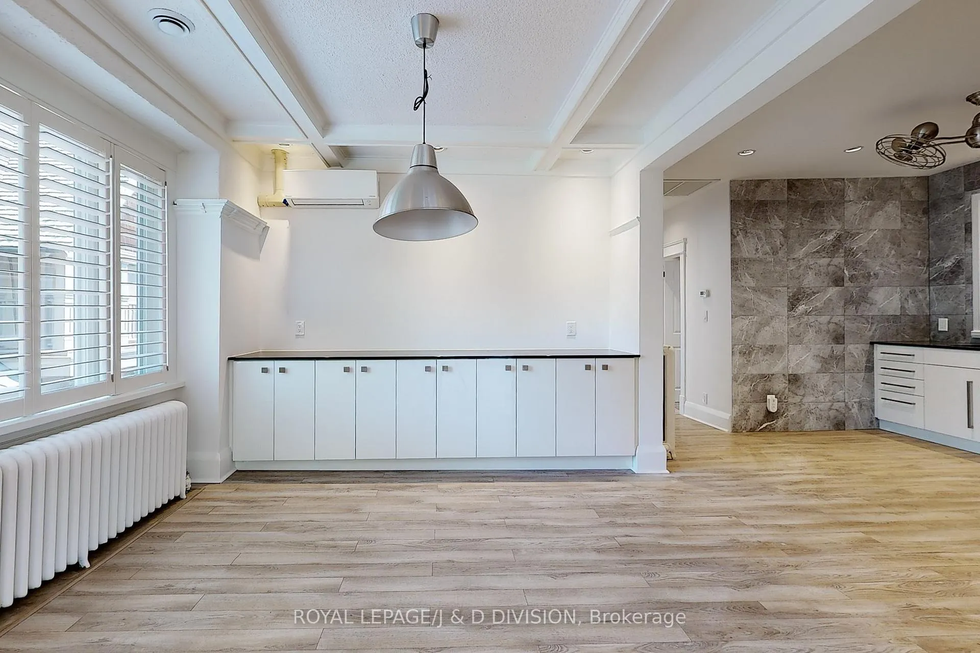 Photo 13 of Unit Upper, 17 Humewood Drive, Toronto, Humewood-Cedarvale — HOMEH