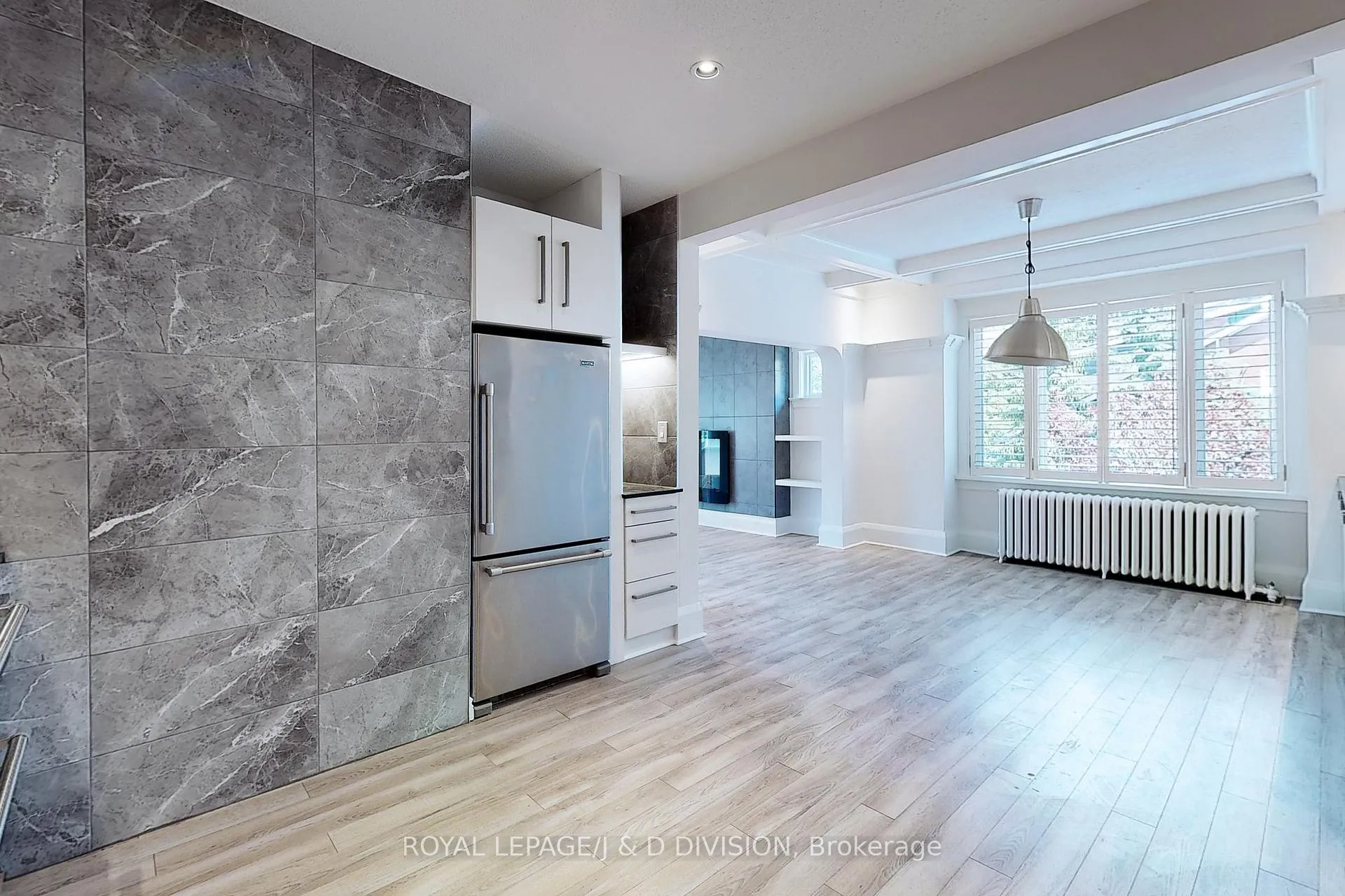 Photo 20 of Unit Upper, 17 Humewood Drive, Toronto, Humewood-Cedarvale — HOMEH