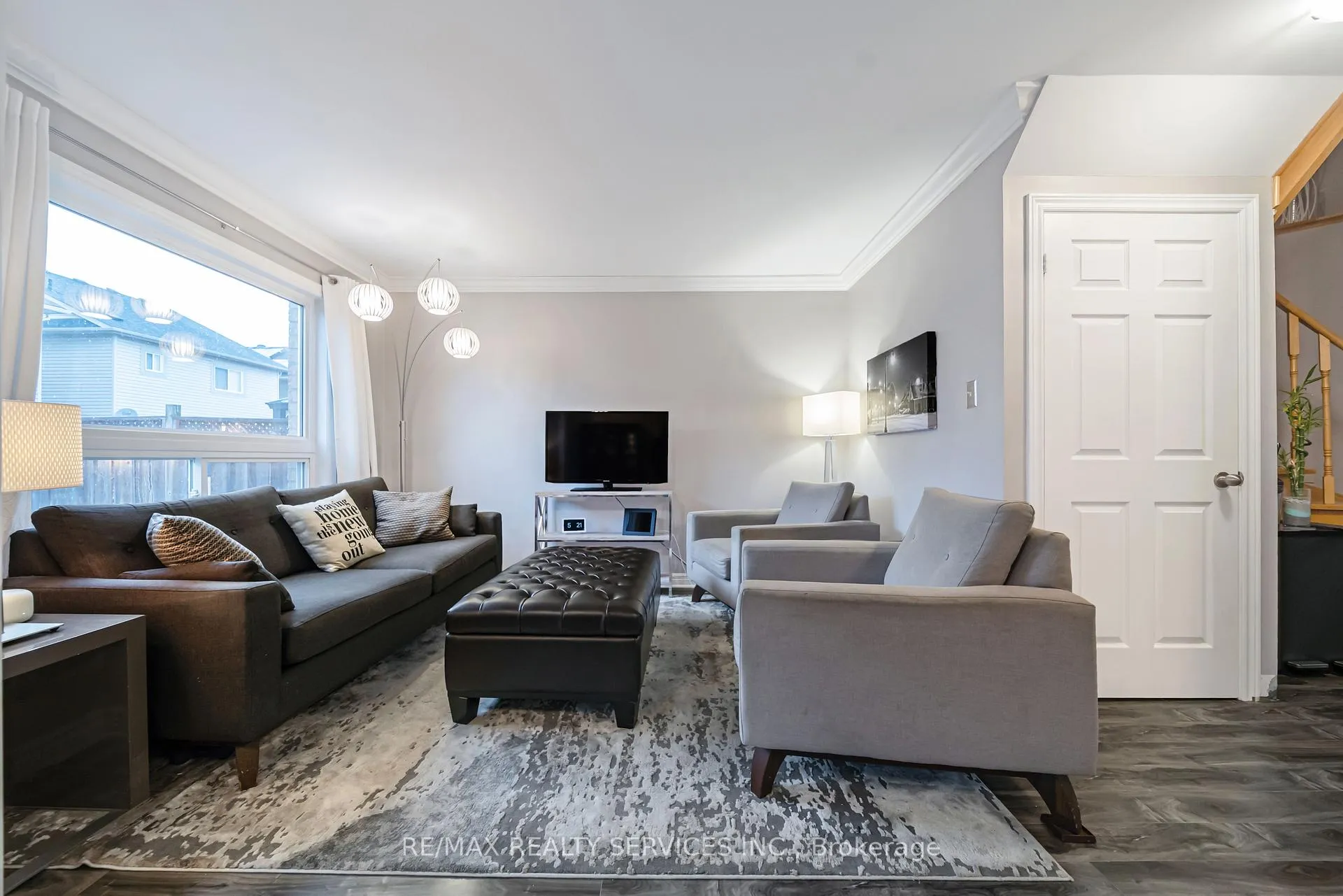 Photo 10 of 23 Earl Grey Crescent, Brampton, Fletcher's Meadow — HOMEH